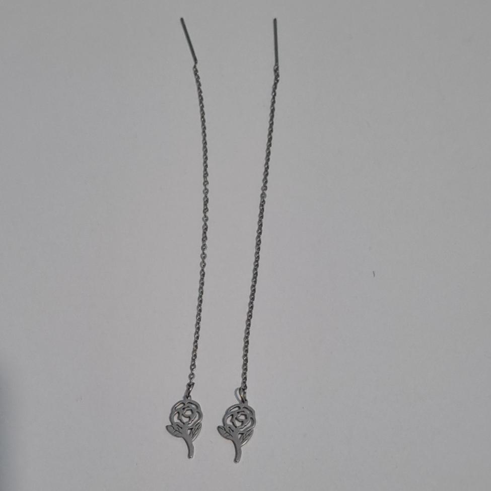 یک جفت گوشواره بخیه ای طرح گل