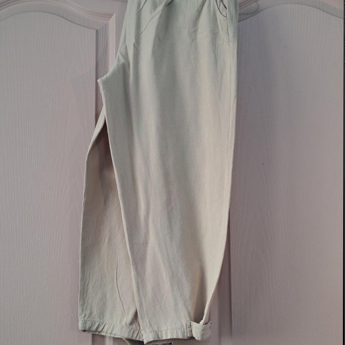 شلوار نخی مام استایل رنگ بژ مناسب سایز 40