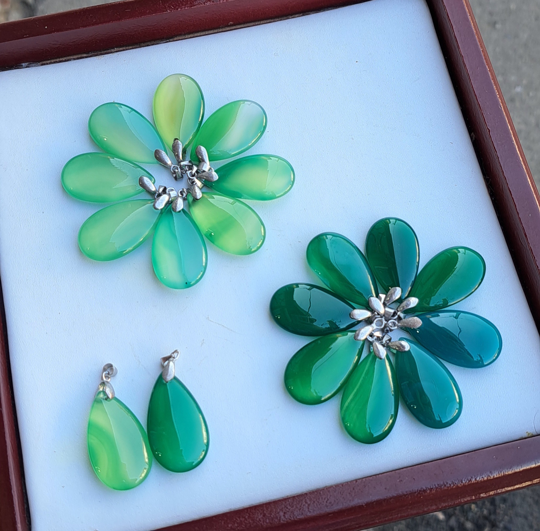 گردنبند عقیق سبز خوش رنگ