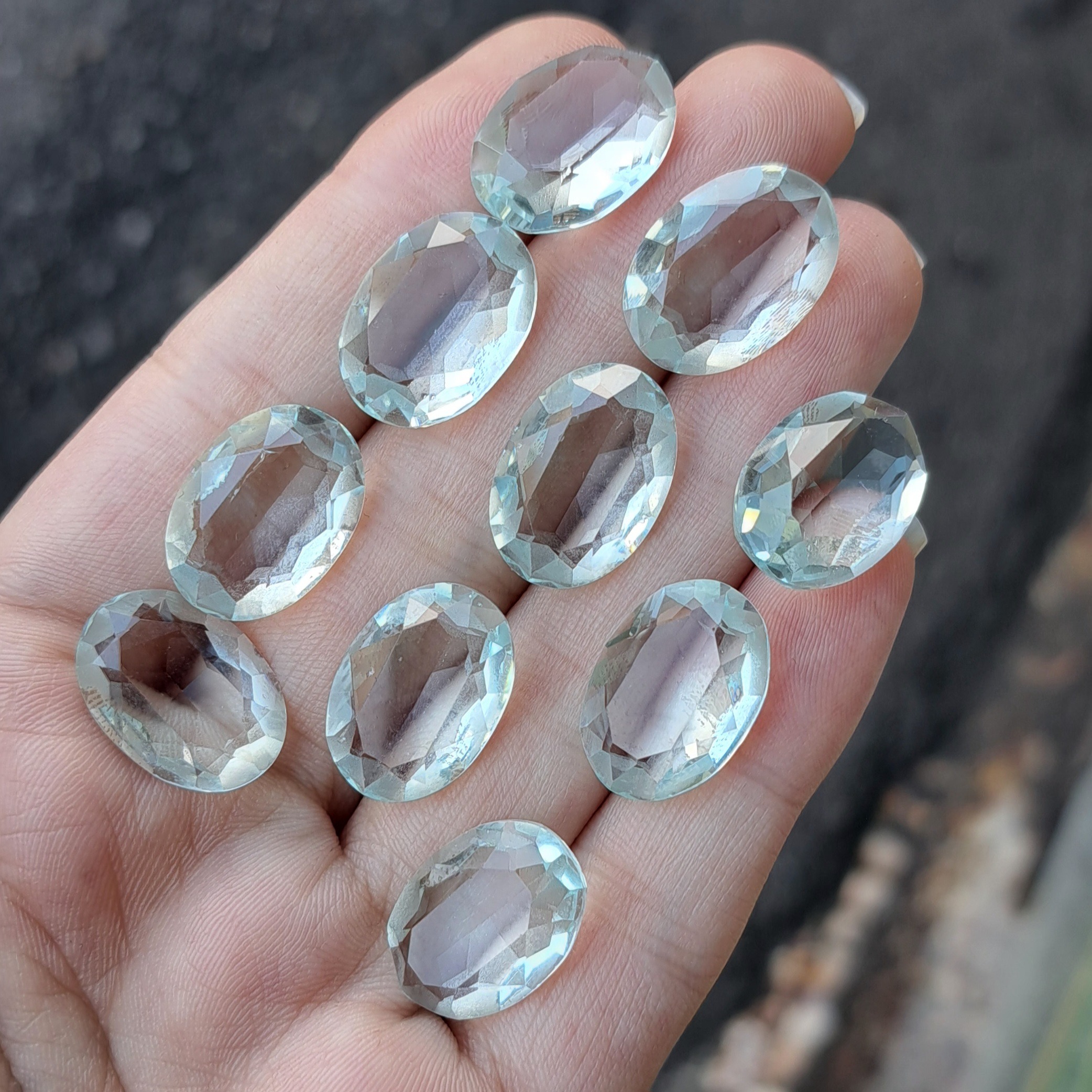 پک 10 عددی نگین اتمی