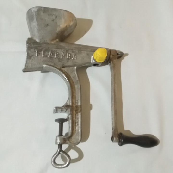 آبغوره گیری دستی قدیمی