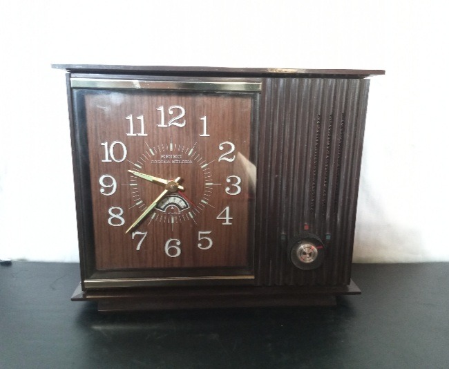 ساعت رومیزی ژاپنی