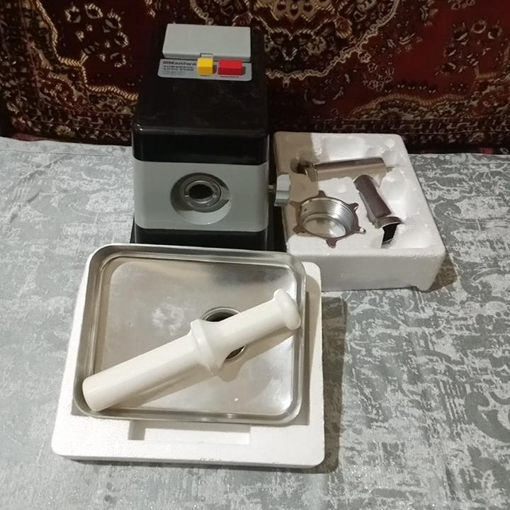 چرخ گوشت نانیوا