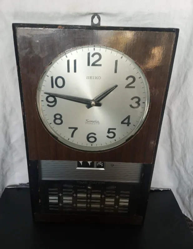 ساعت دیواری قدیمی ژاپنی