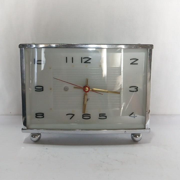 ساعت رومیزی قدیمی