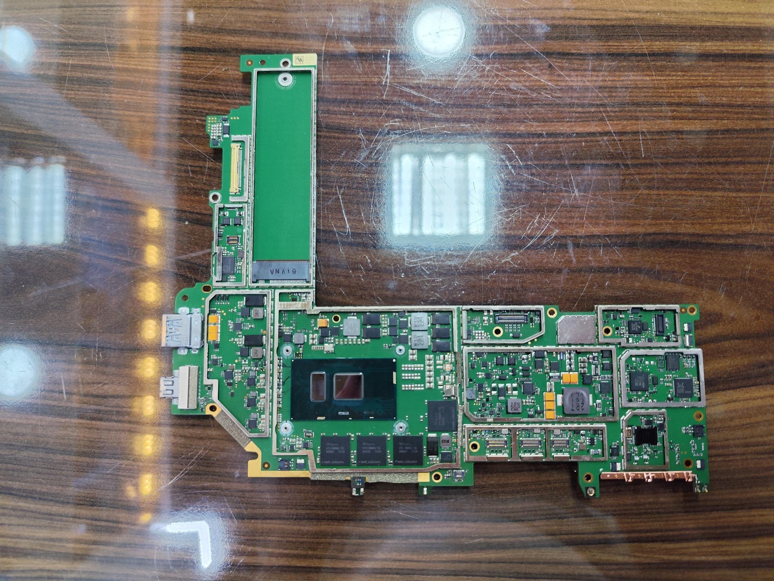 مادربرد سرفیس پرو 4 مدل پردازنده Core i5 رم 8