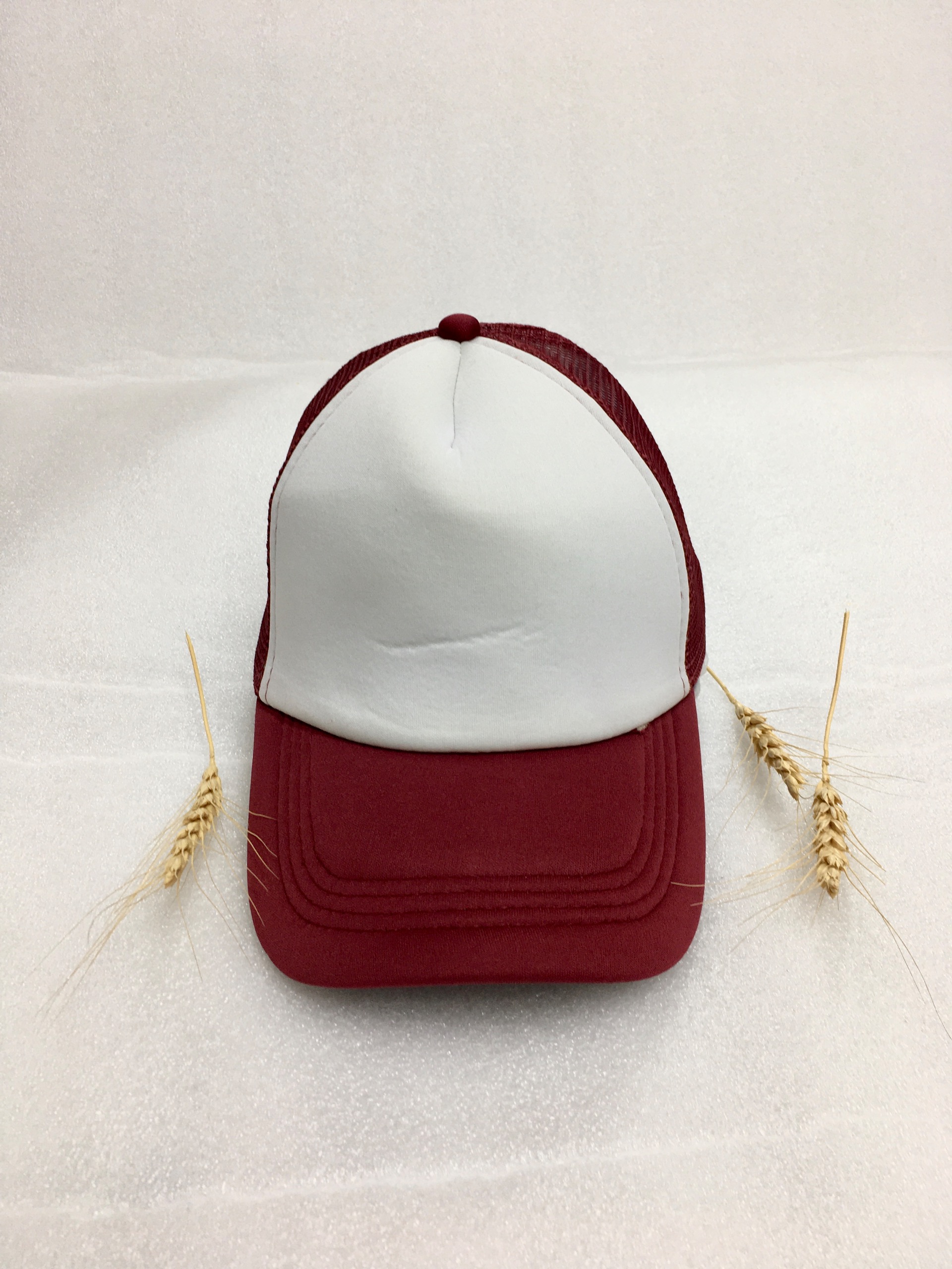 کلاه زنانه و مردانه