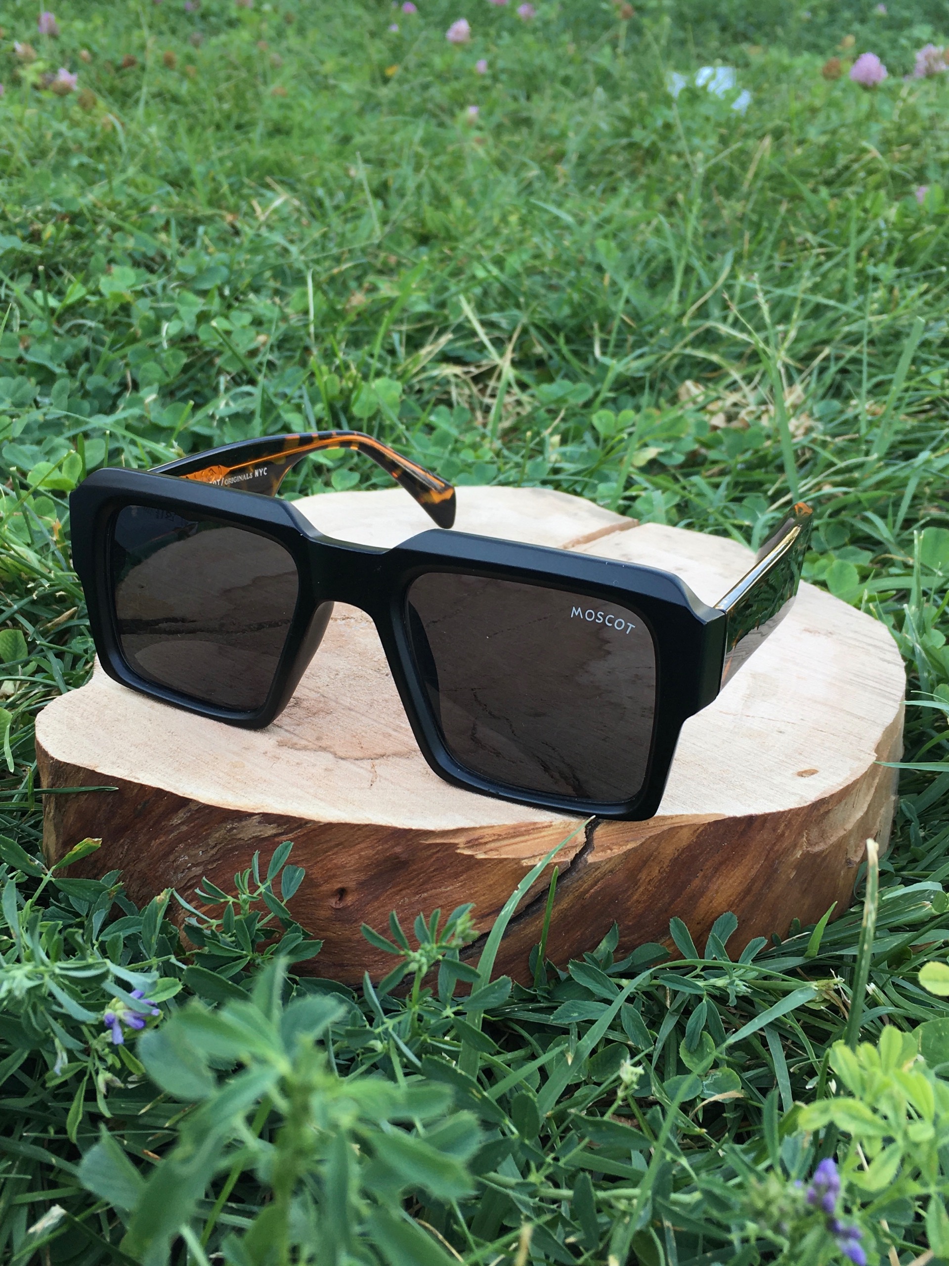 عینک مردانه و زنانه برند Moscot