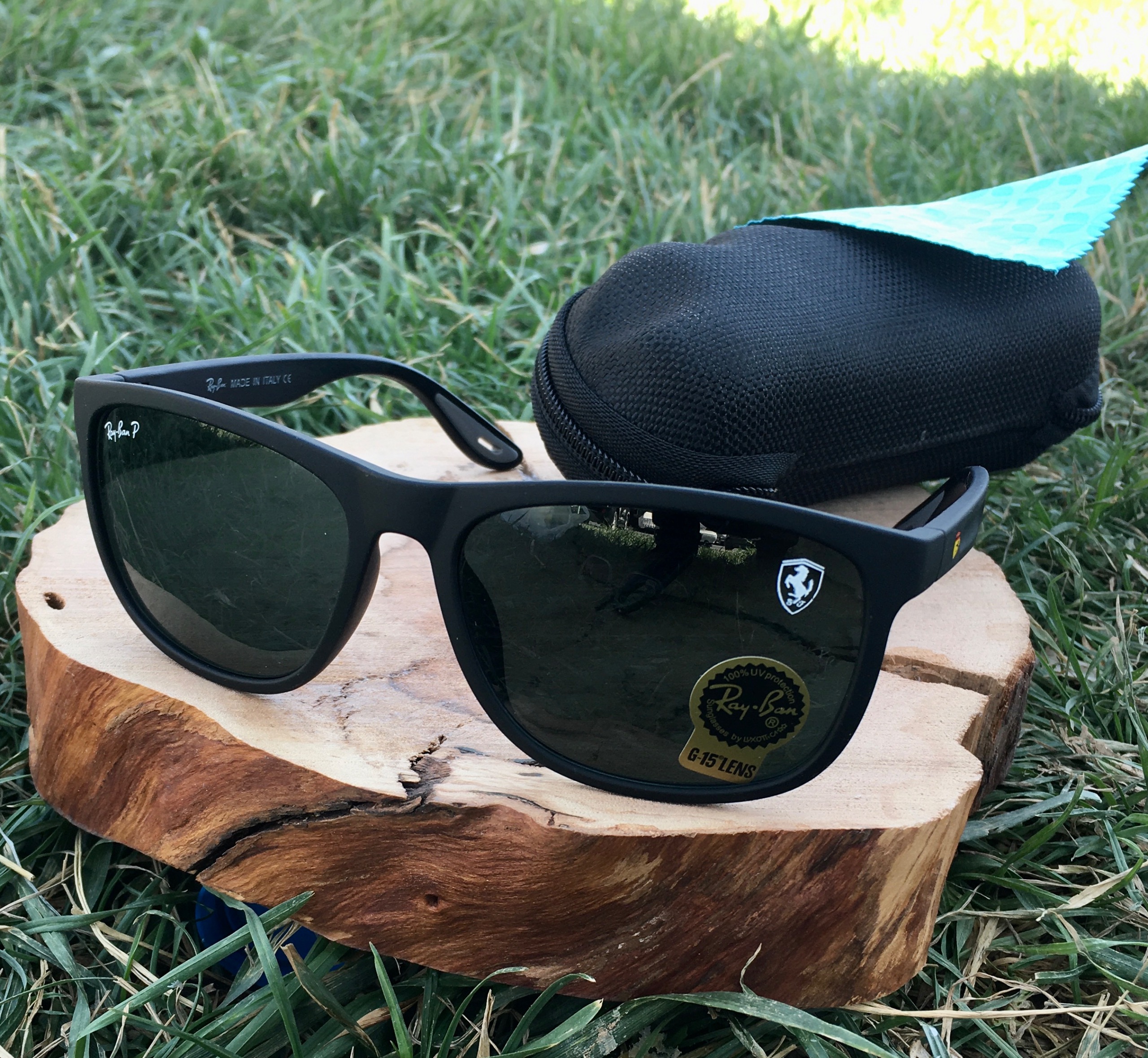 عینک شیشه سنگ برند RayBan مدل Ferrari