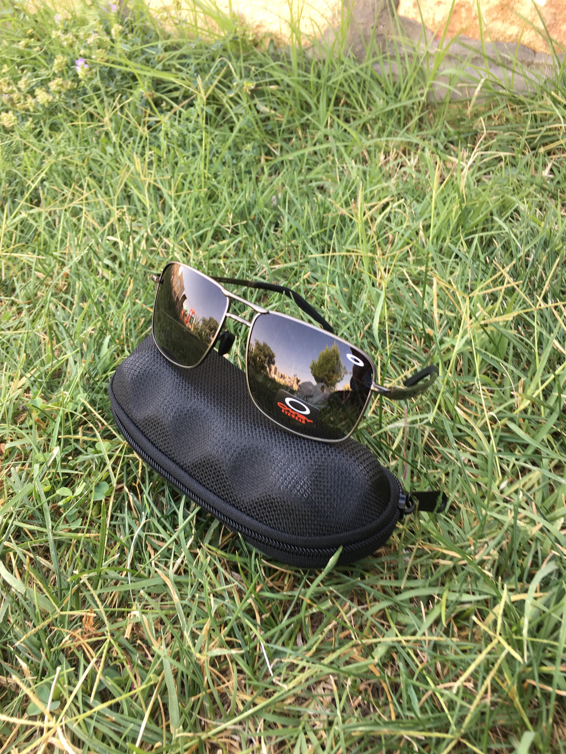 عینک آفتابی برند Oakley