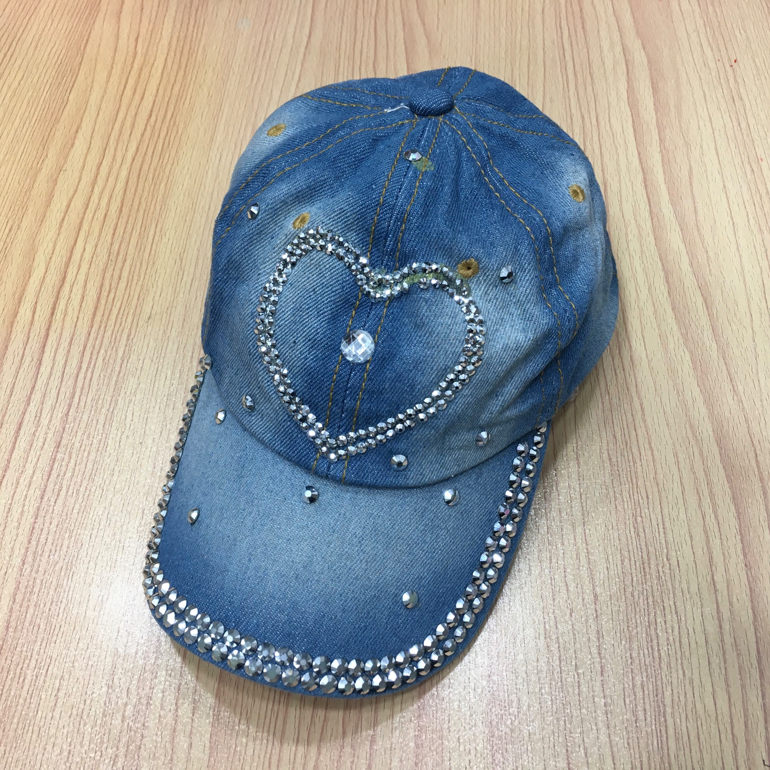 کلاه لی اورجینال اروپایی زنانه