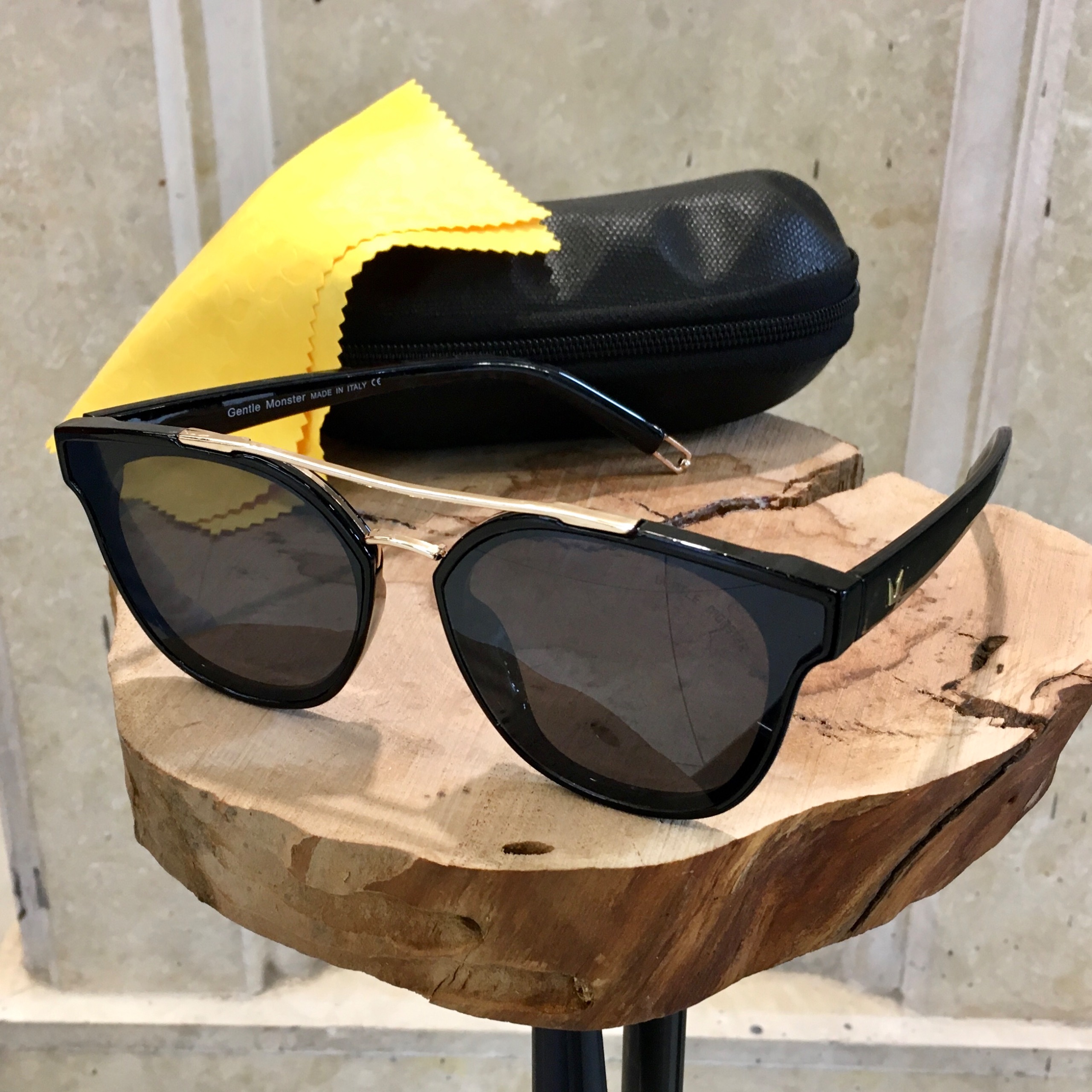 عینک آفتابی زنانه Uv400 برند Gentle Monster