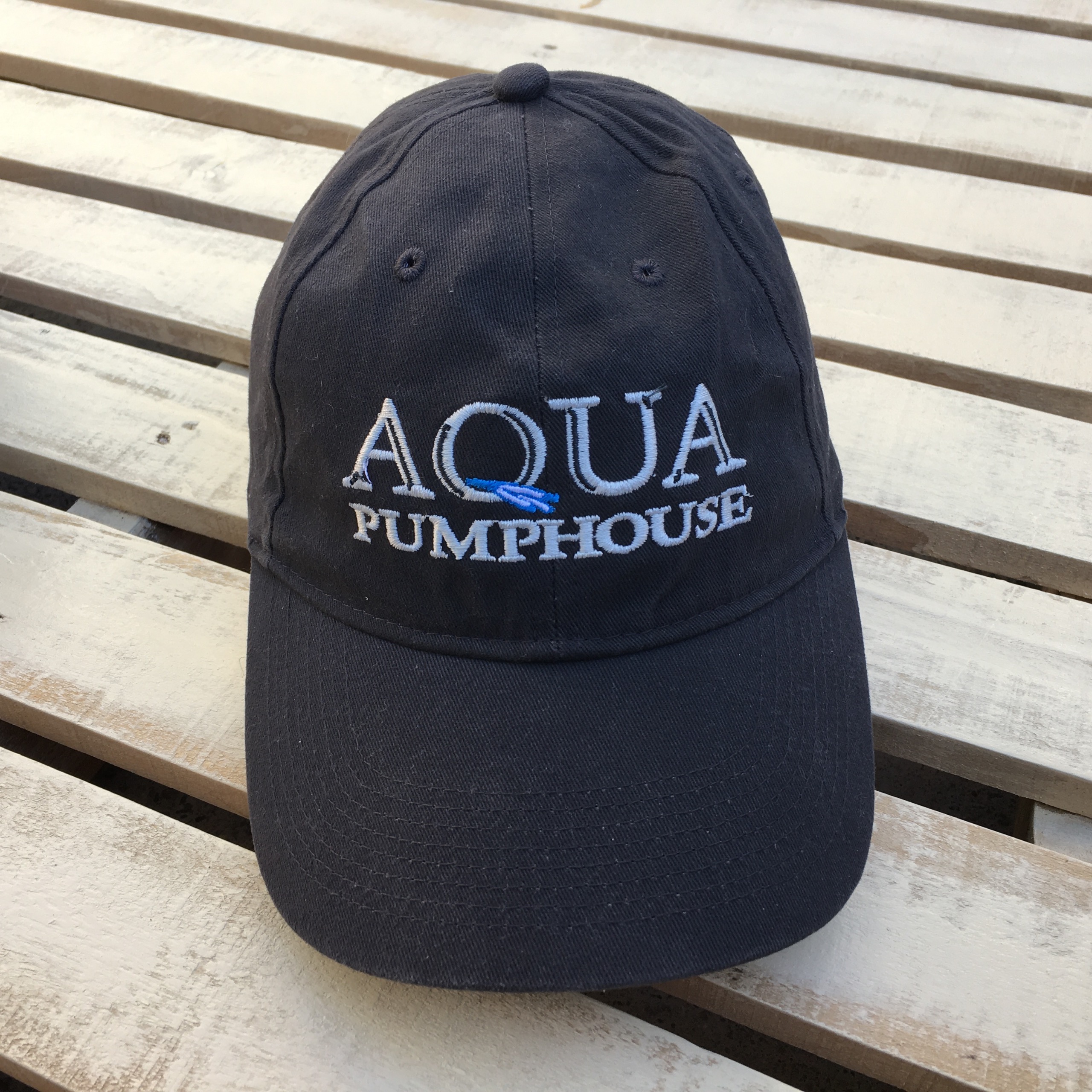 کلاه مردانه اروپایی برند AQUA