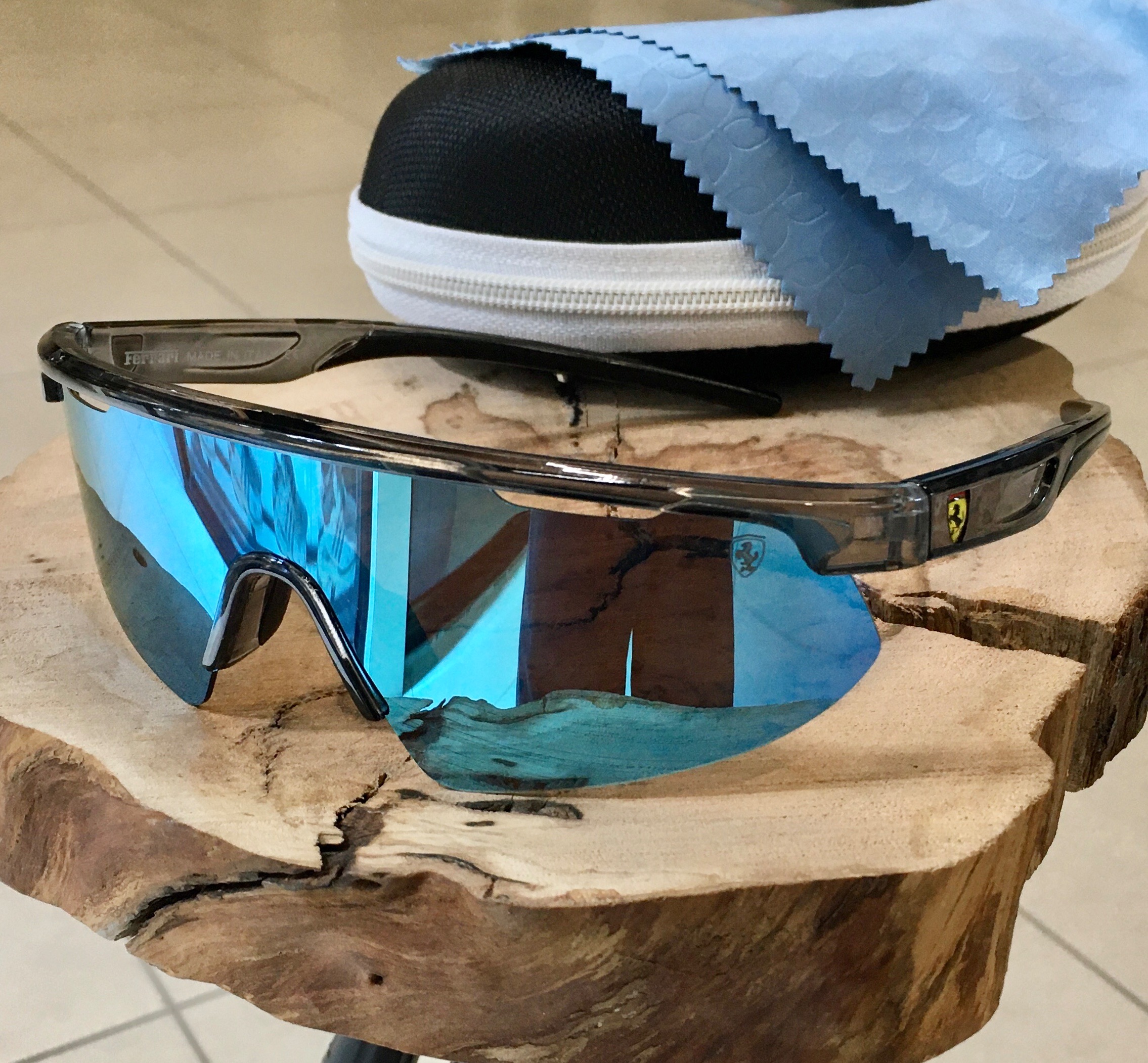 عینک پلاریزه Sport برند Ferrari مدل kkhbar