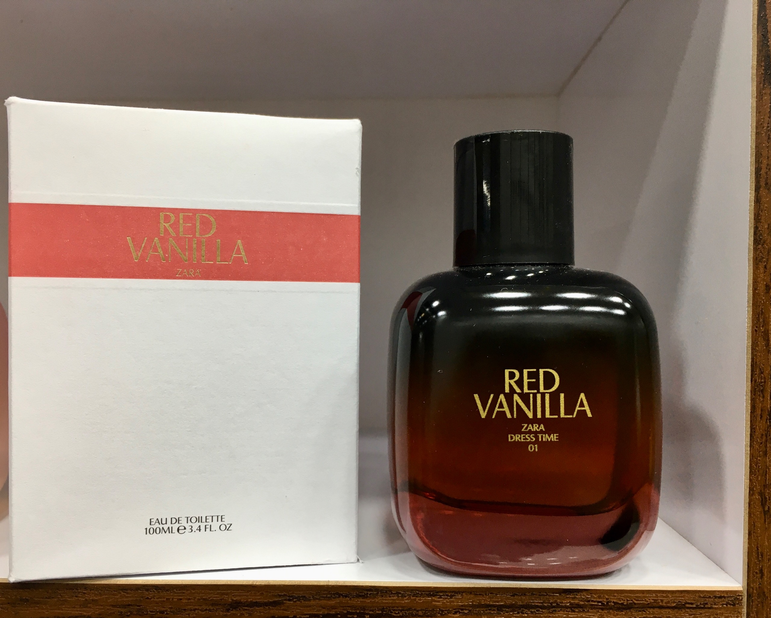 ادکلن 100 میل Red Vanilla برند ZARA محصول اسپانیا
