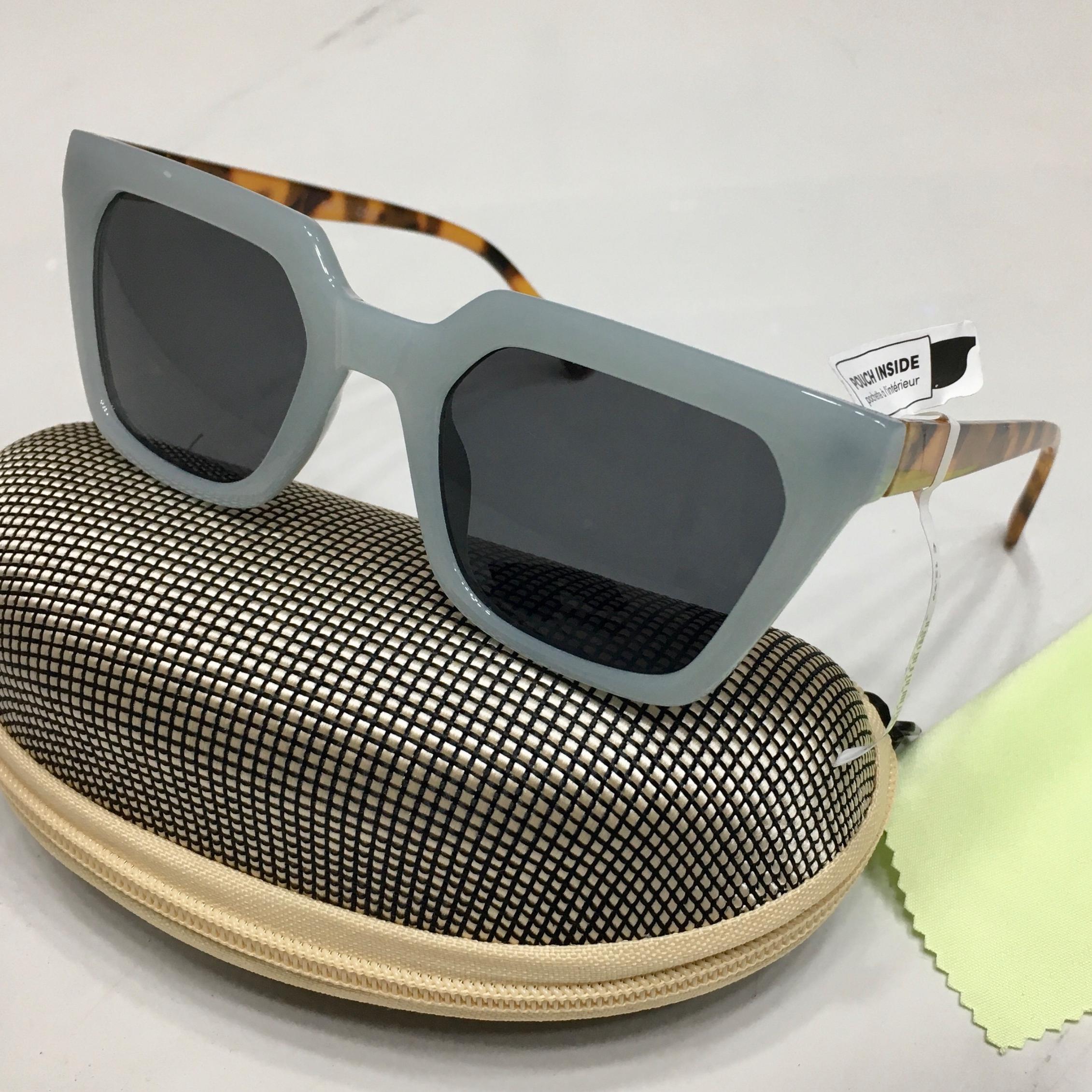 عینک دو رنگ زنانه زیر قیمت اروپا 12.99 یورو