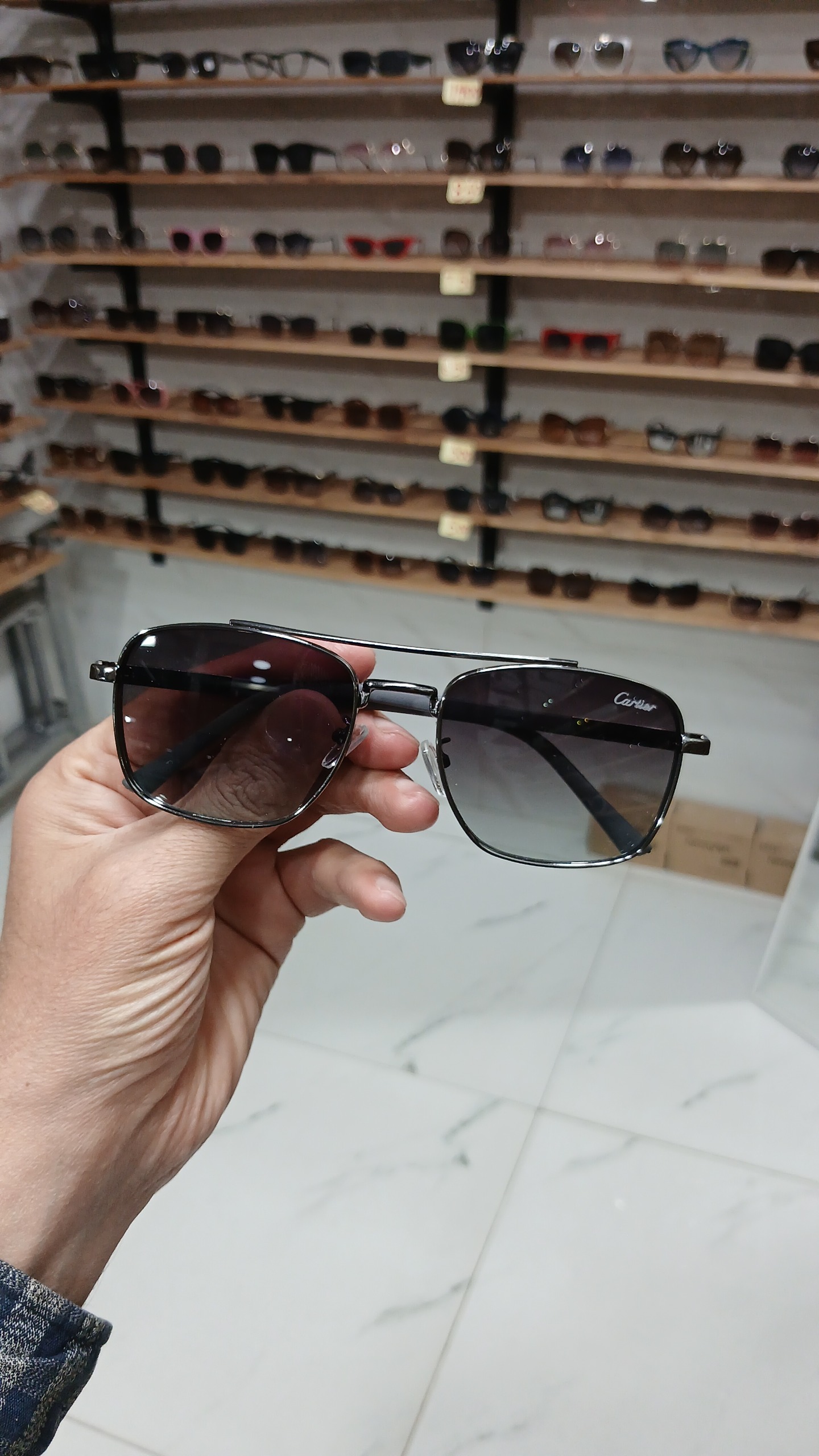 عینک مردانه برند CARTIER عدسی Uv400 و دستهها فنری