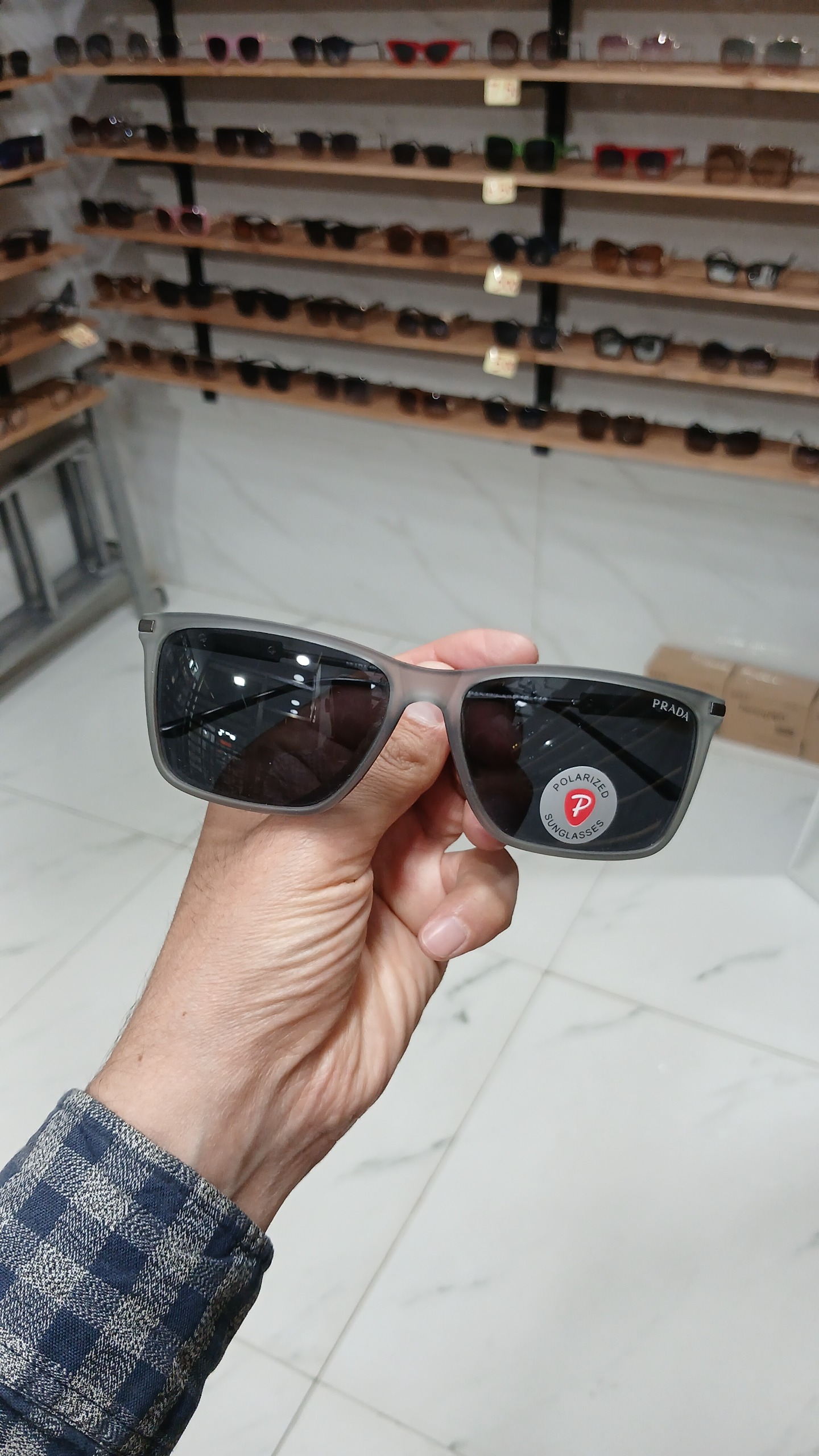 Prada Polarized Uv400