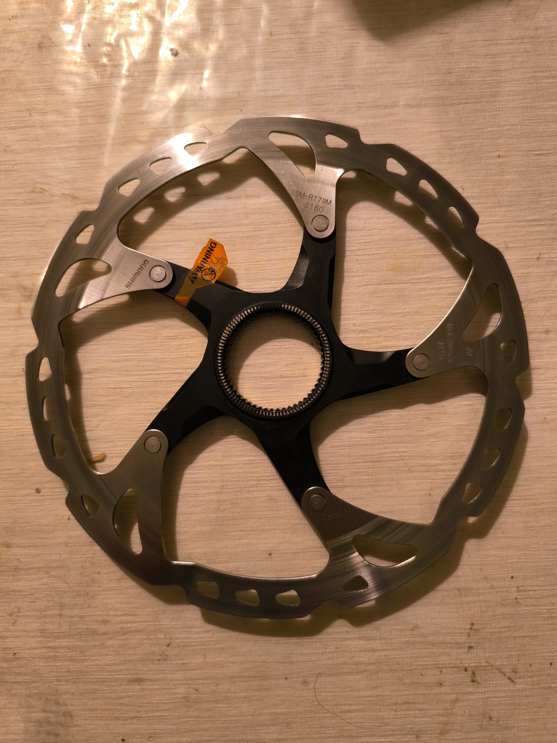 روتور ترمز شیمانو XT sm-rt79