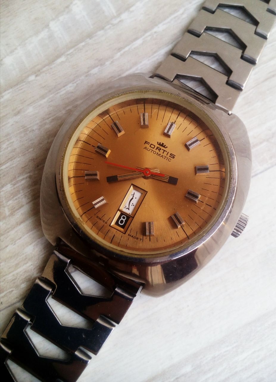 فورتیس اتوماتیک سوییسی قاب درشت در حد