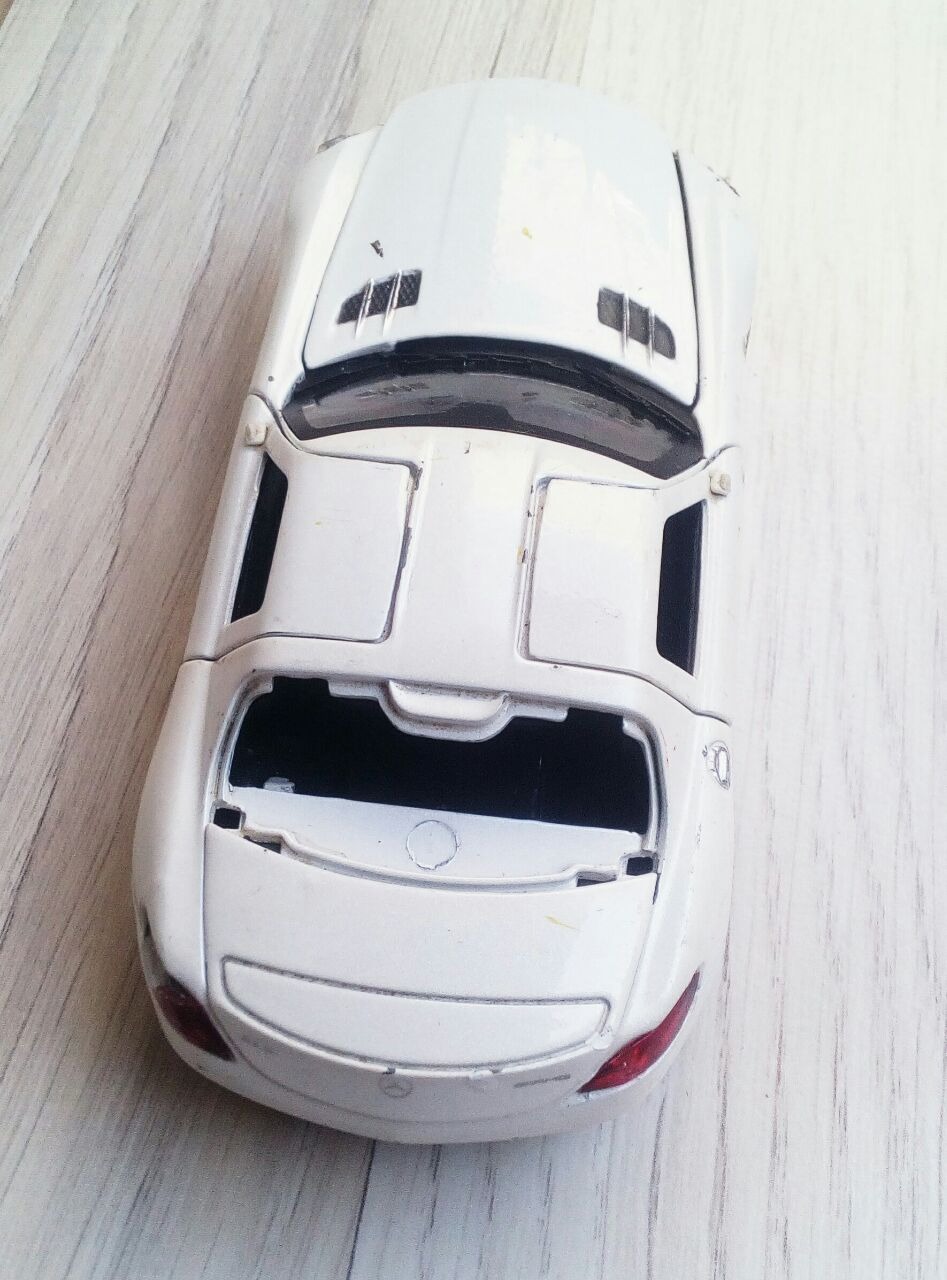 ماکت ماشین فلزی بنز