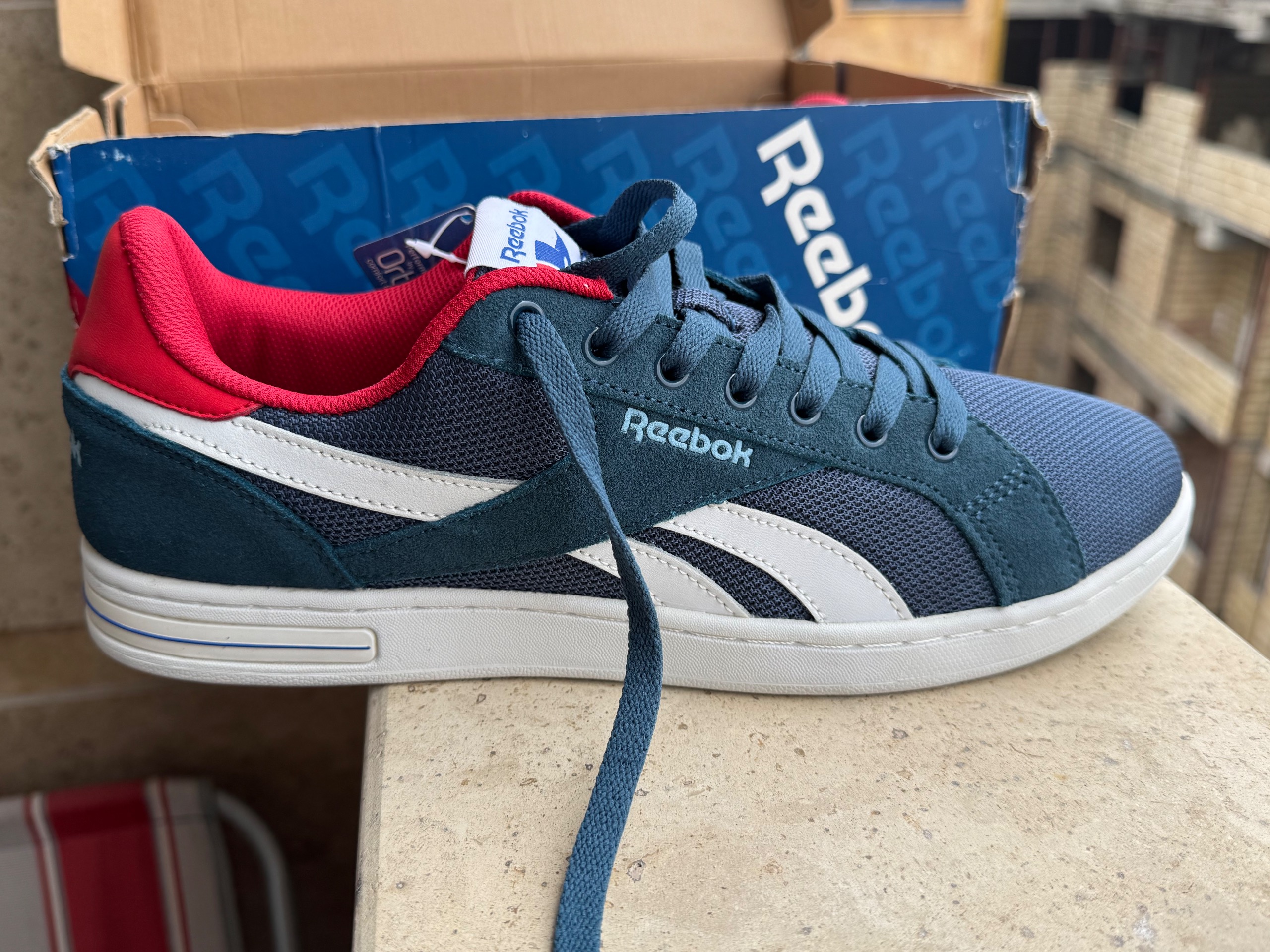 کتونی ریبوک اوریجینال سایز 44 Reebok