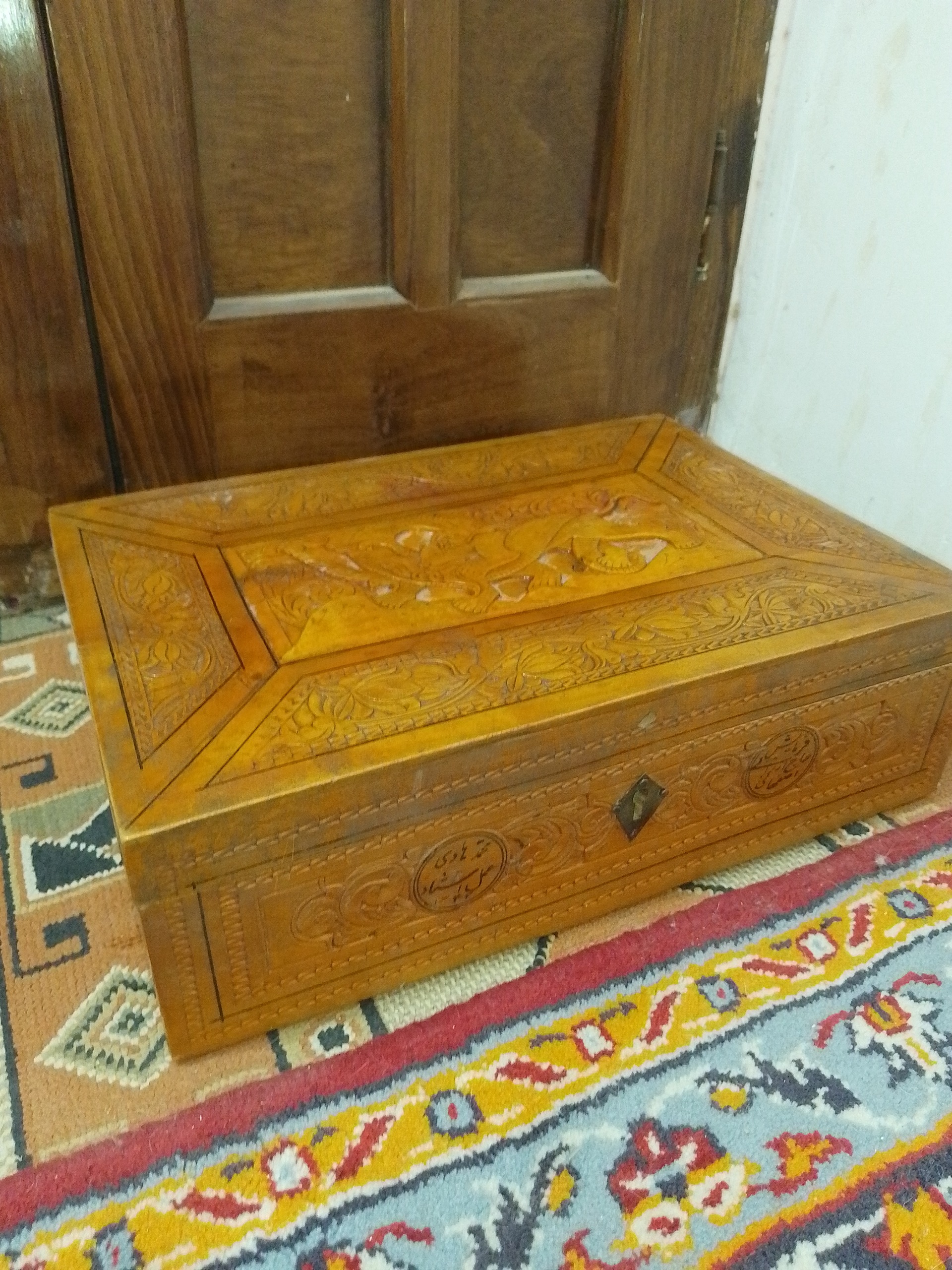صندوق جعبه منبت مهردار