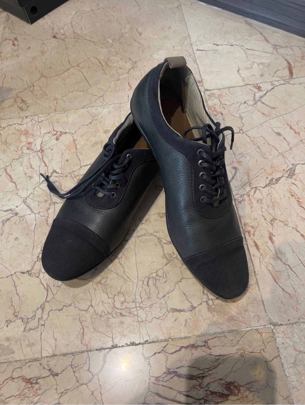 کفش چرم زارا