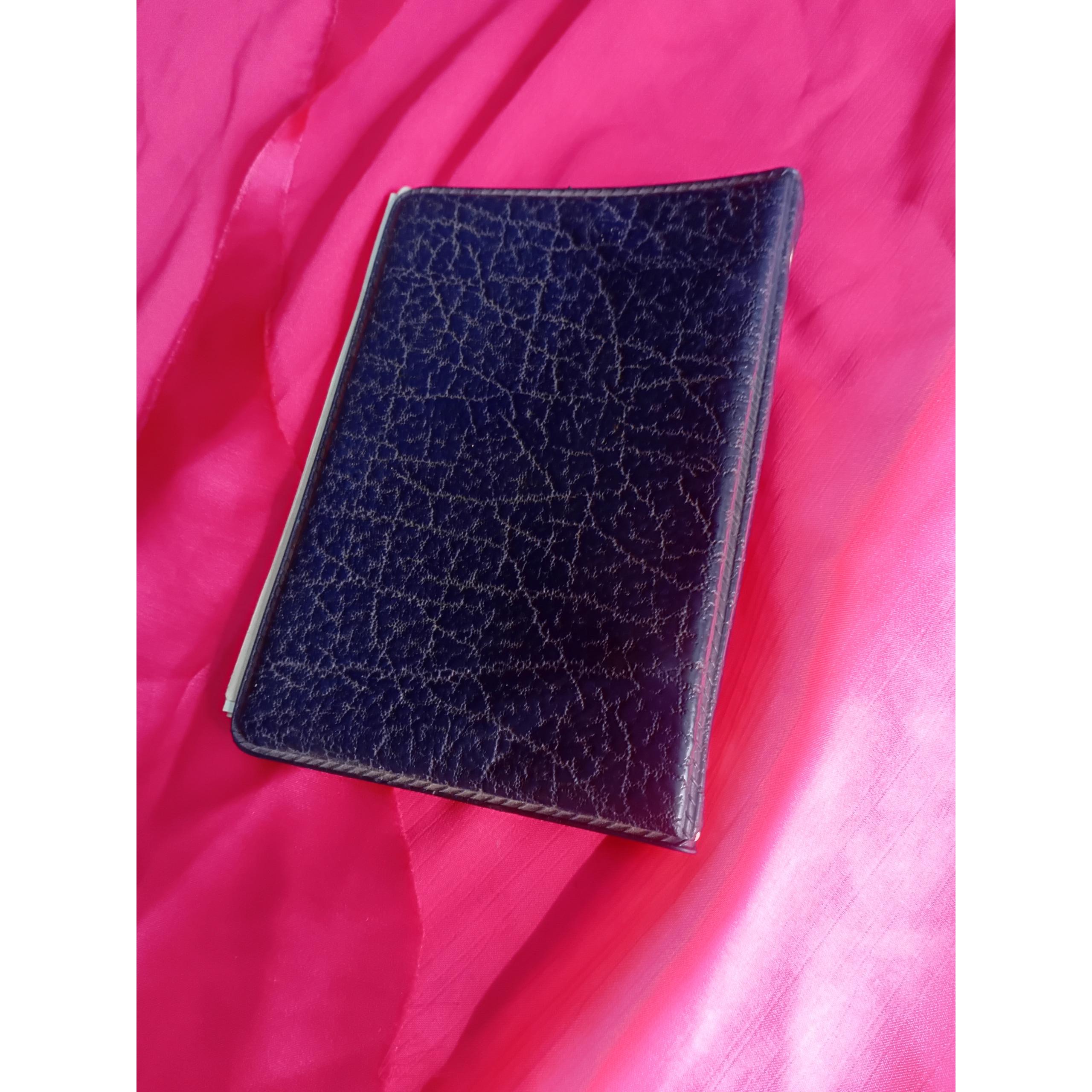 کلاسور جیبی قدیمی