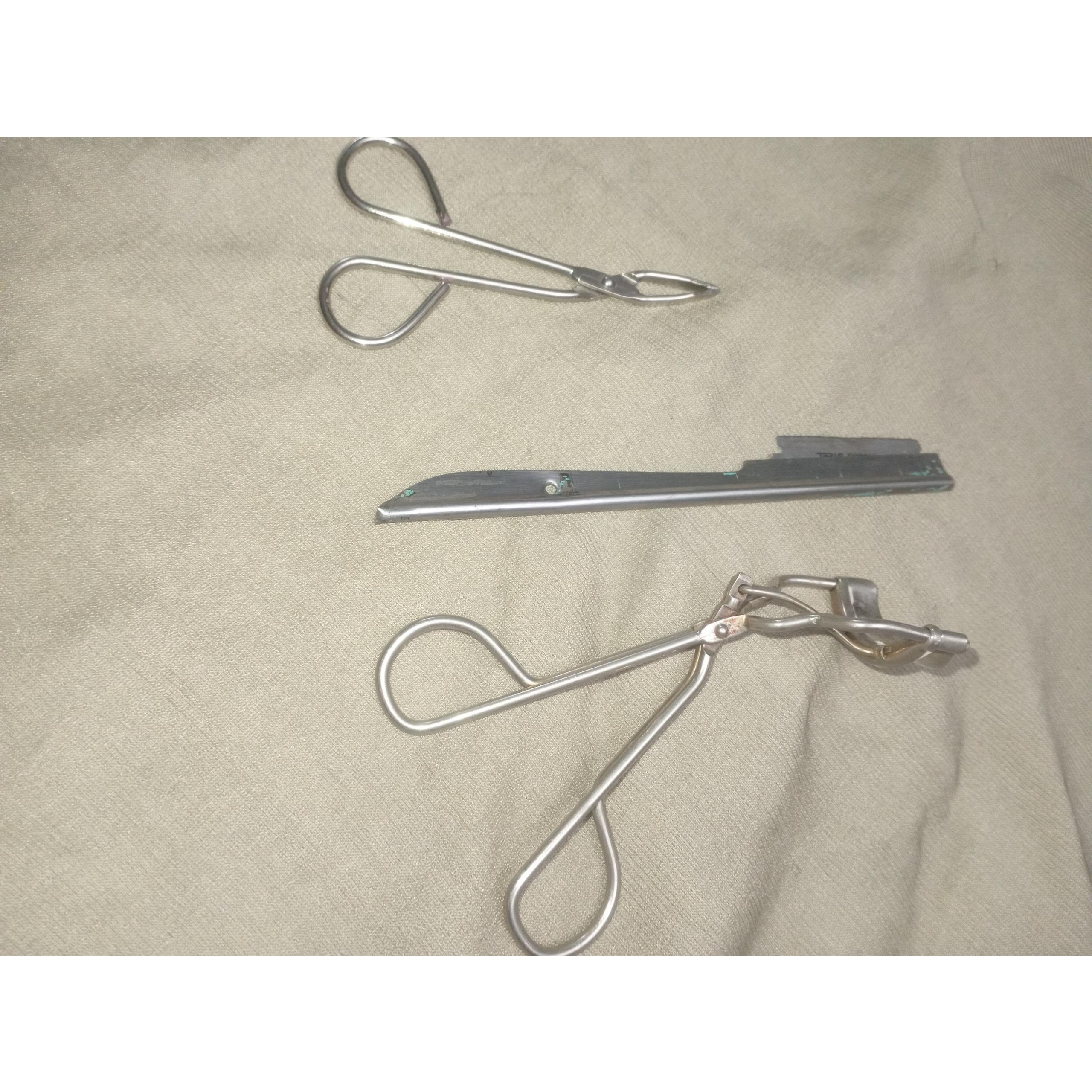 موچین فرمژه تیغ