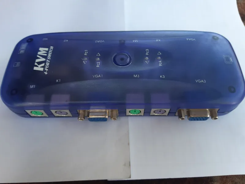 KVM سویچ 4به1