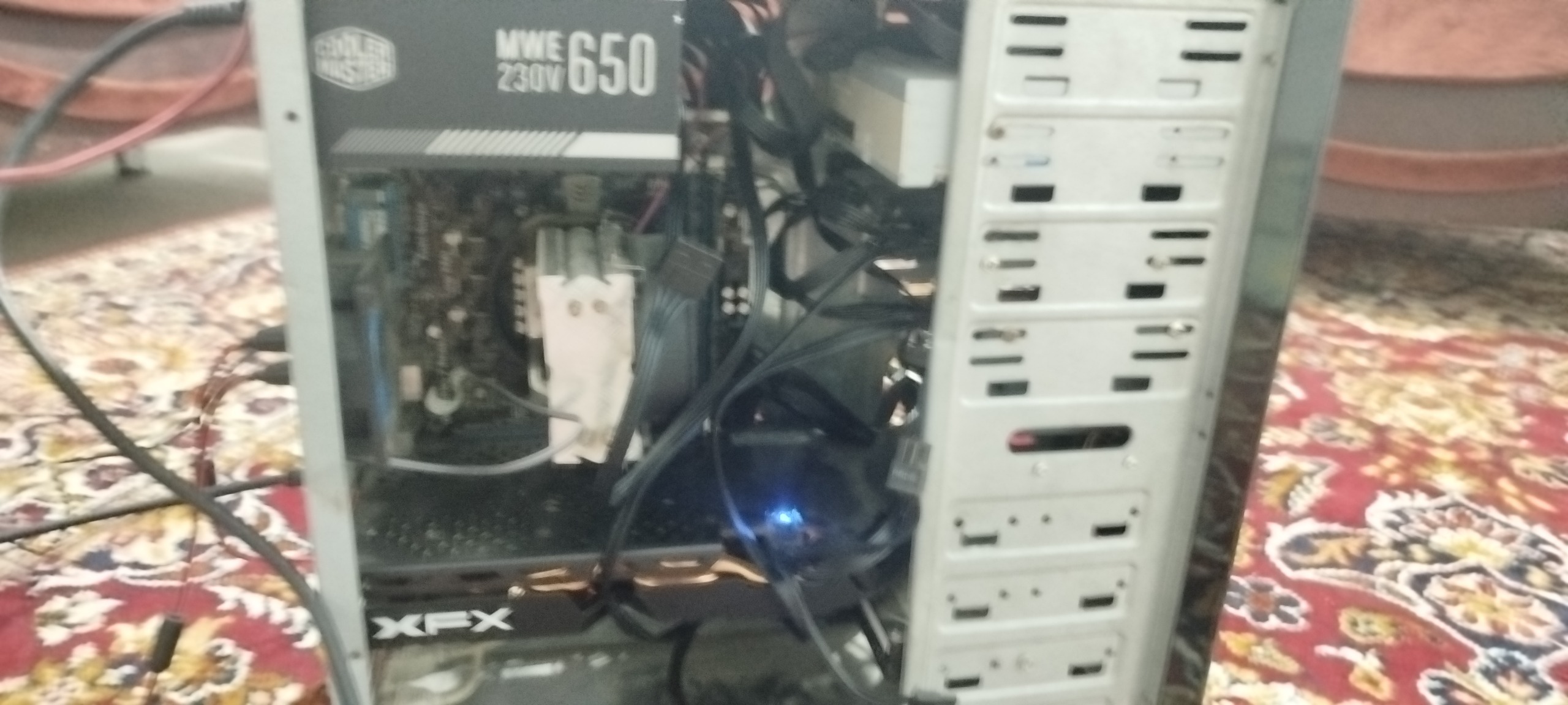کیس مخصوص گیم rx580 power 650 ram 16 i7
