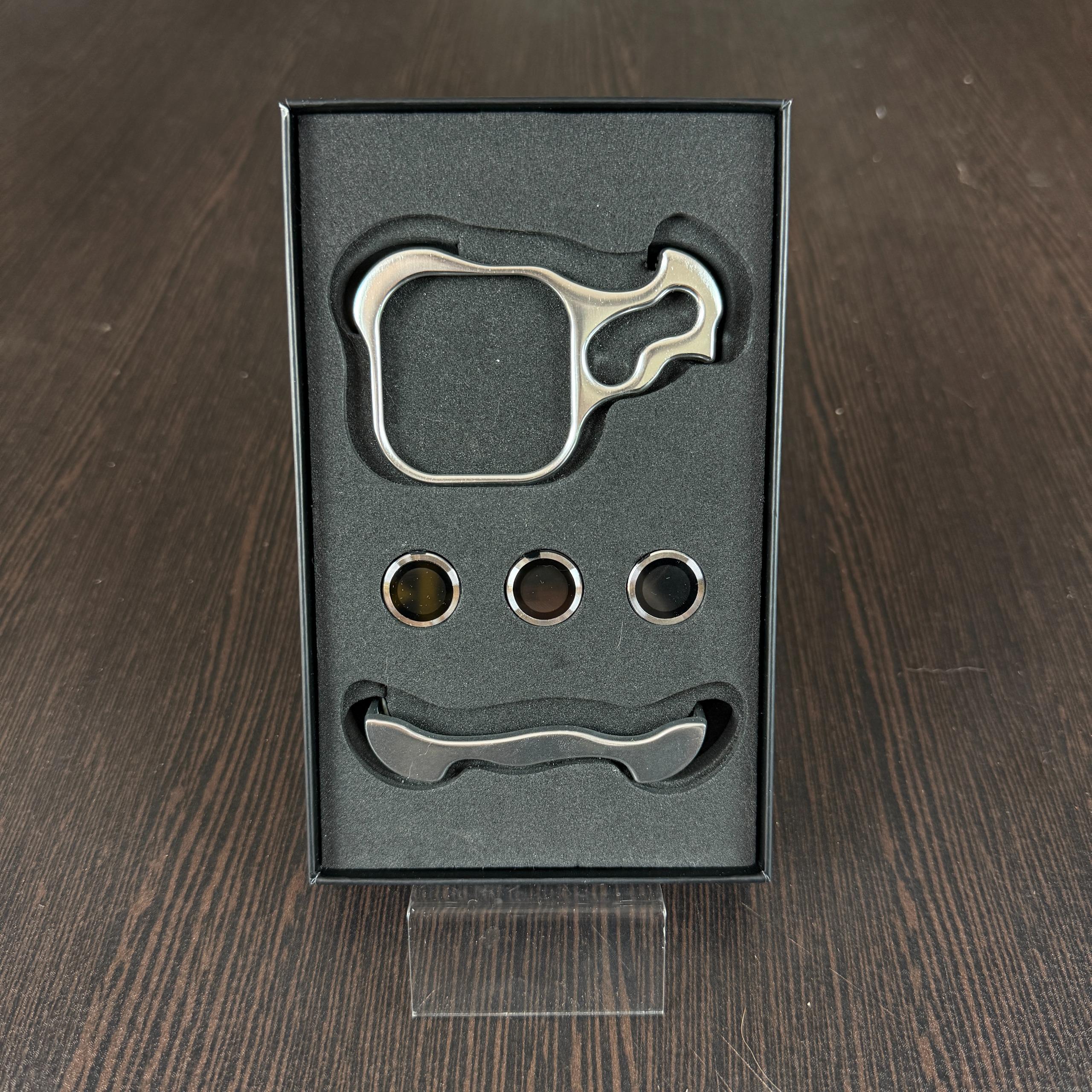 قاب فلزی آیفون 16 پرو