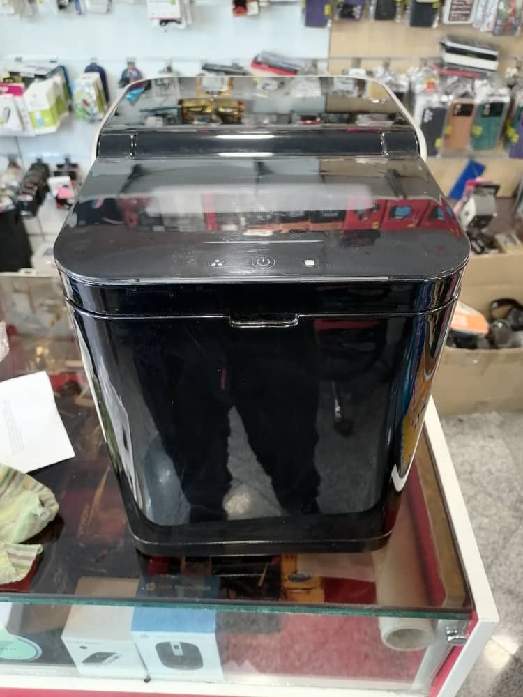 یخساز پرتابل مدل yy10