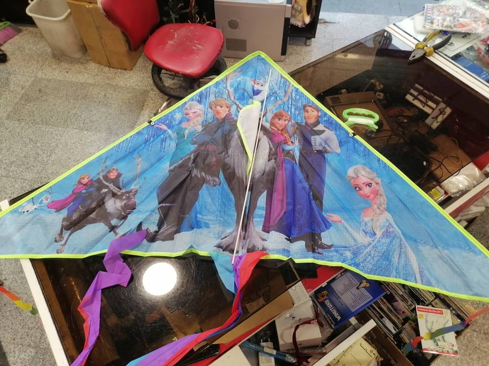 بادبادک طرح دار