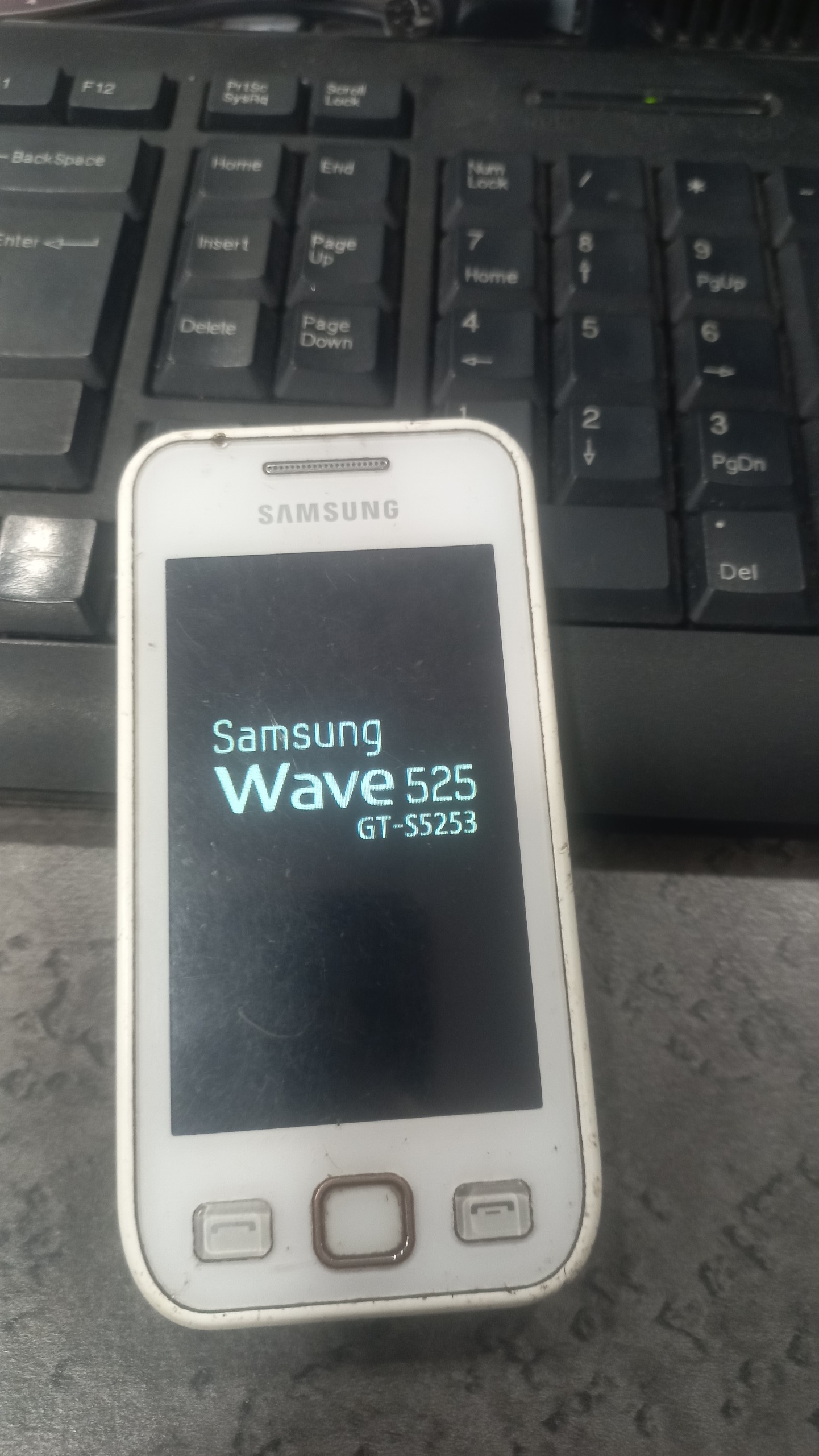 گوشی سامسونگ کاملا سالم مدل GT-S5253