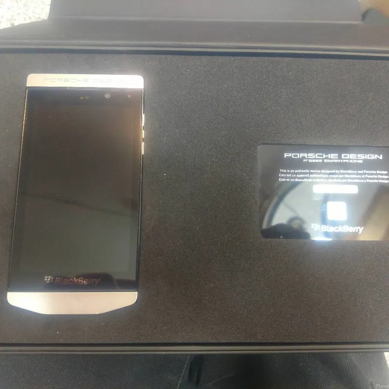 گوشی بلک بری Porsche design