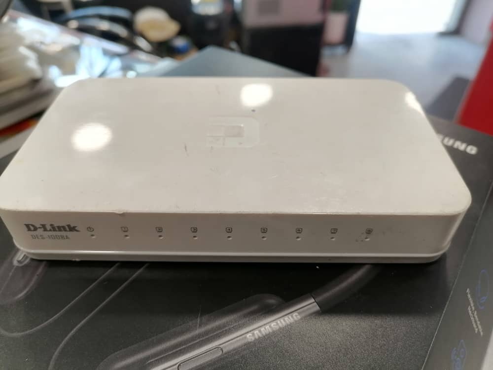سوییچ شبکه 8 پورت DLink-1008A