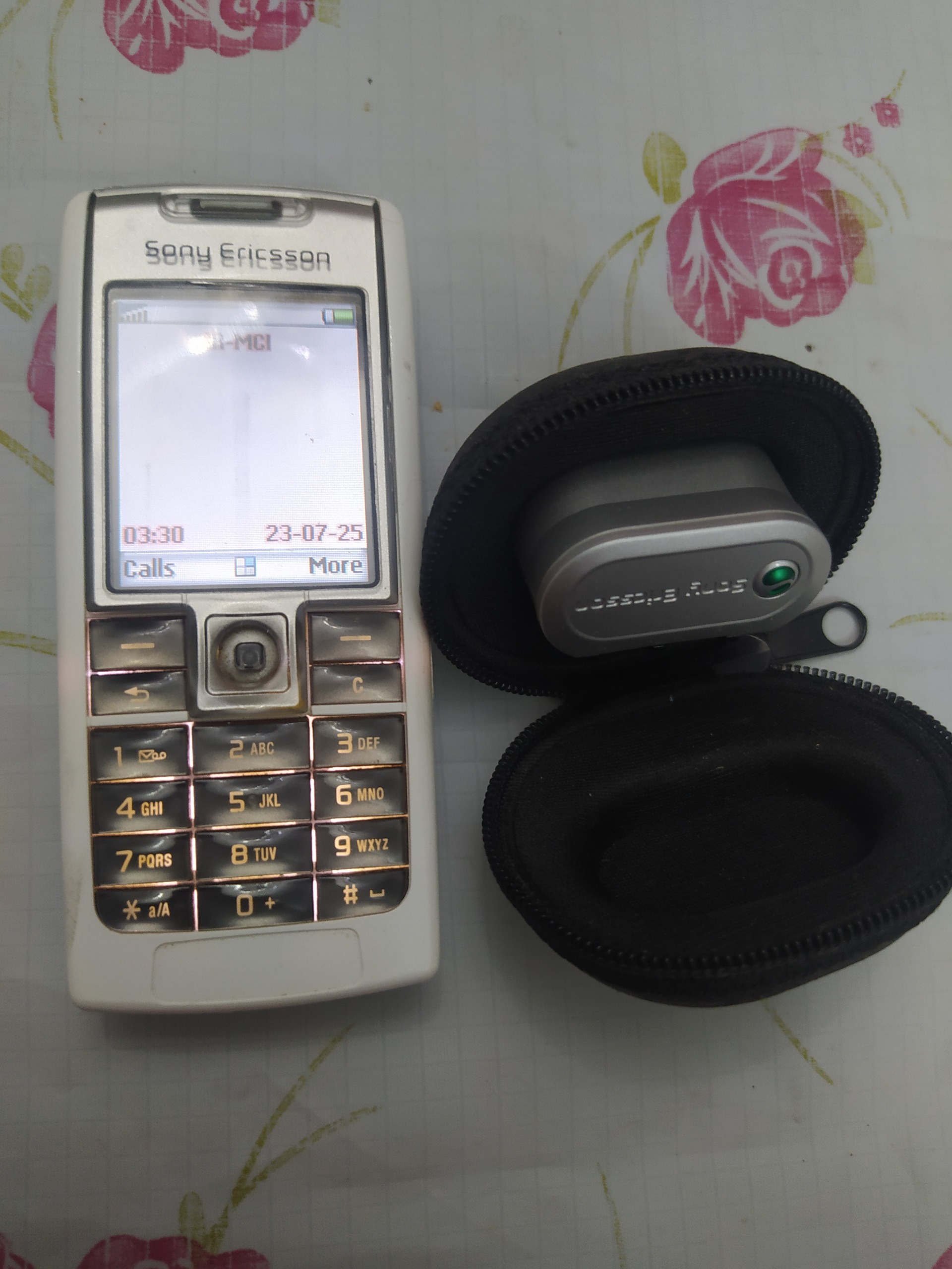 سونی اریکسون t630 همراه فلش