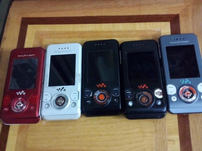 سونی اریکسون W580i چهارعددباهم1300تومن