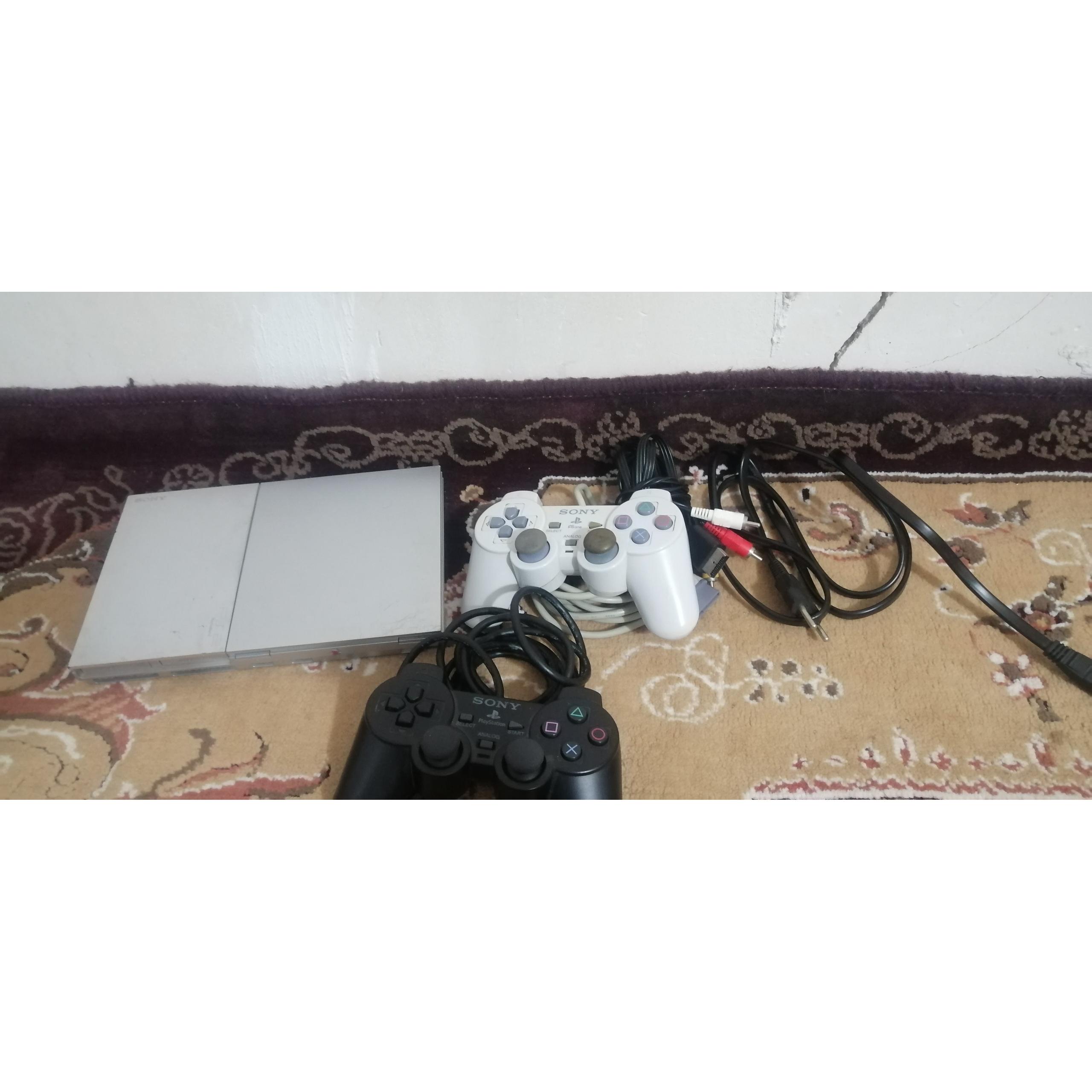 پلی استیشن دو نقره ای برق مستقیم