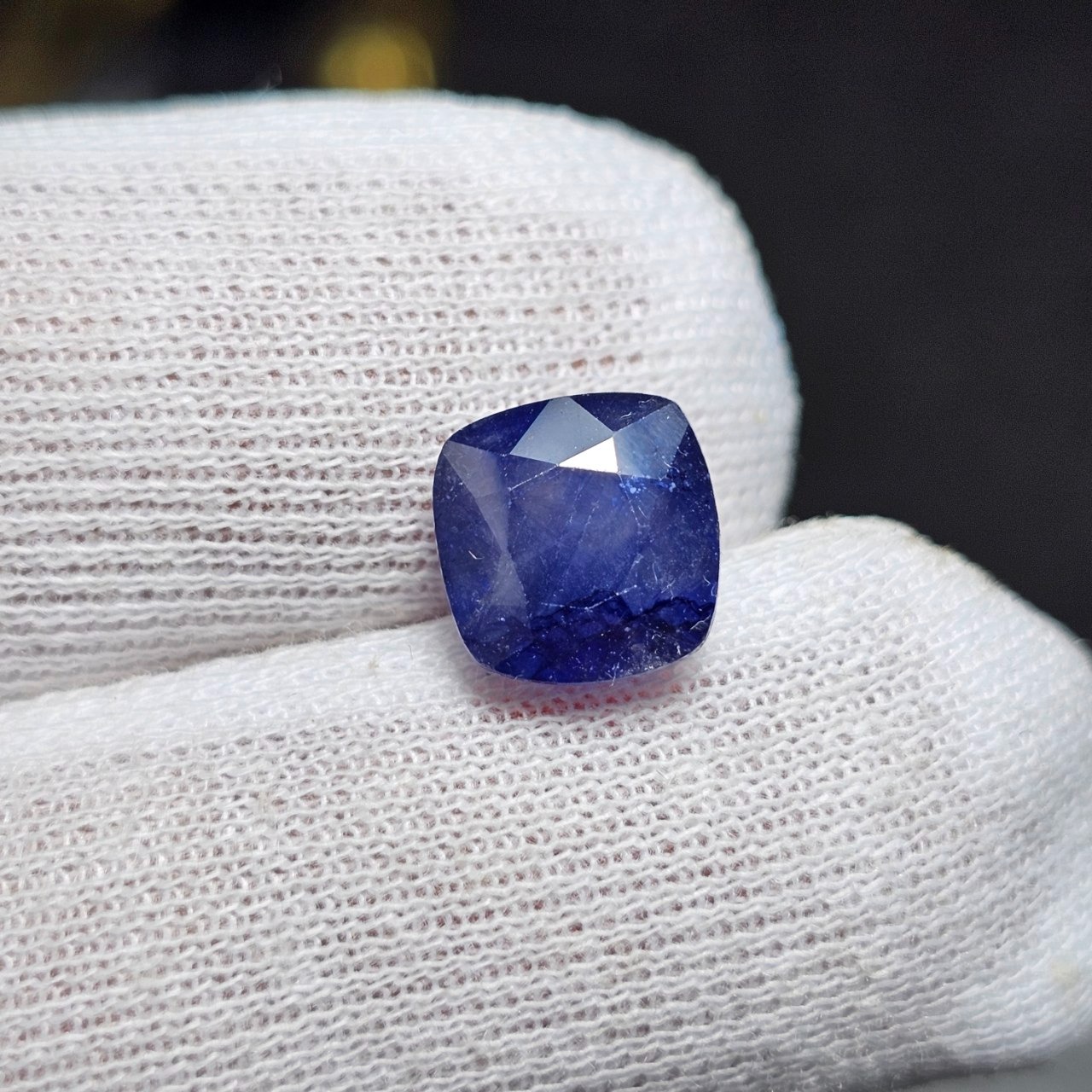 نگین سنگ یاقوت کبود معدنی(تراش نامنظم)کد36410