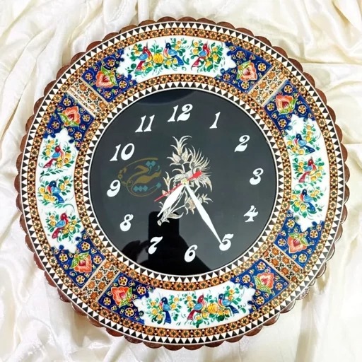 ساعت خاتم کاری گرد گل وبلبل صفحه مشکی حاشیه گل