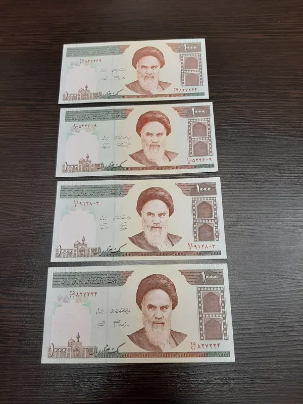 12 قطعه اسکناس 100 و 2000 و 1000 و 5000 ریالی