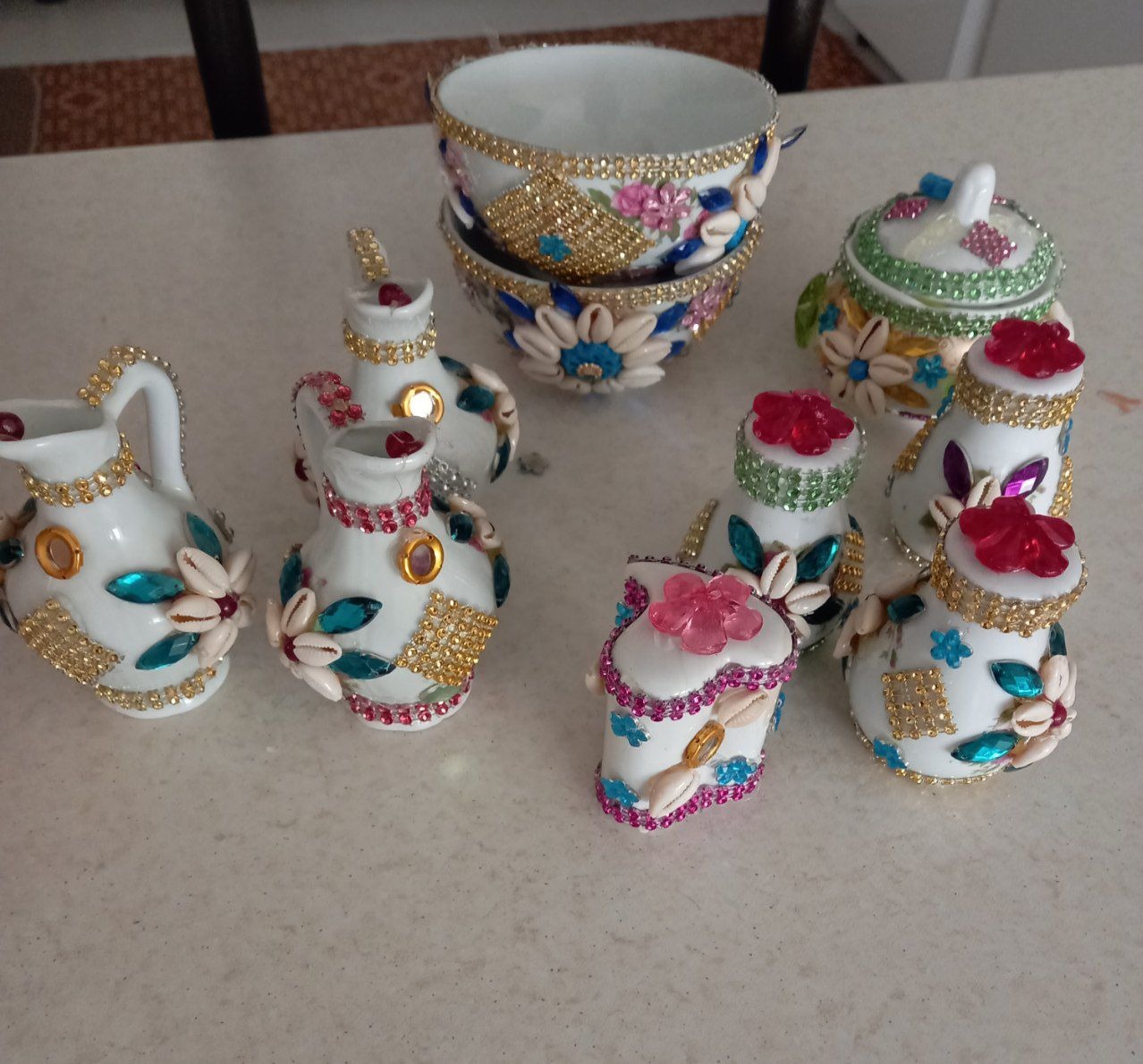 مجموعه چینی نگین کاری شده