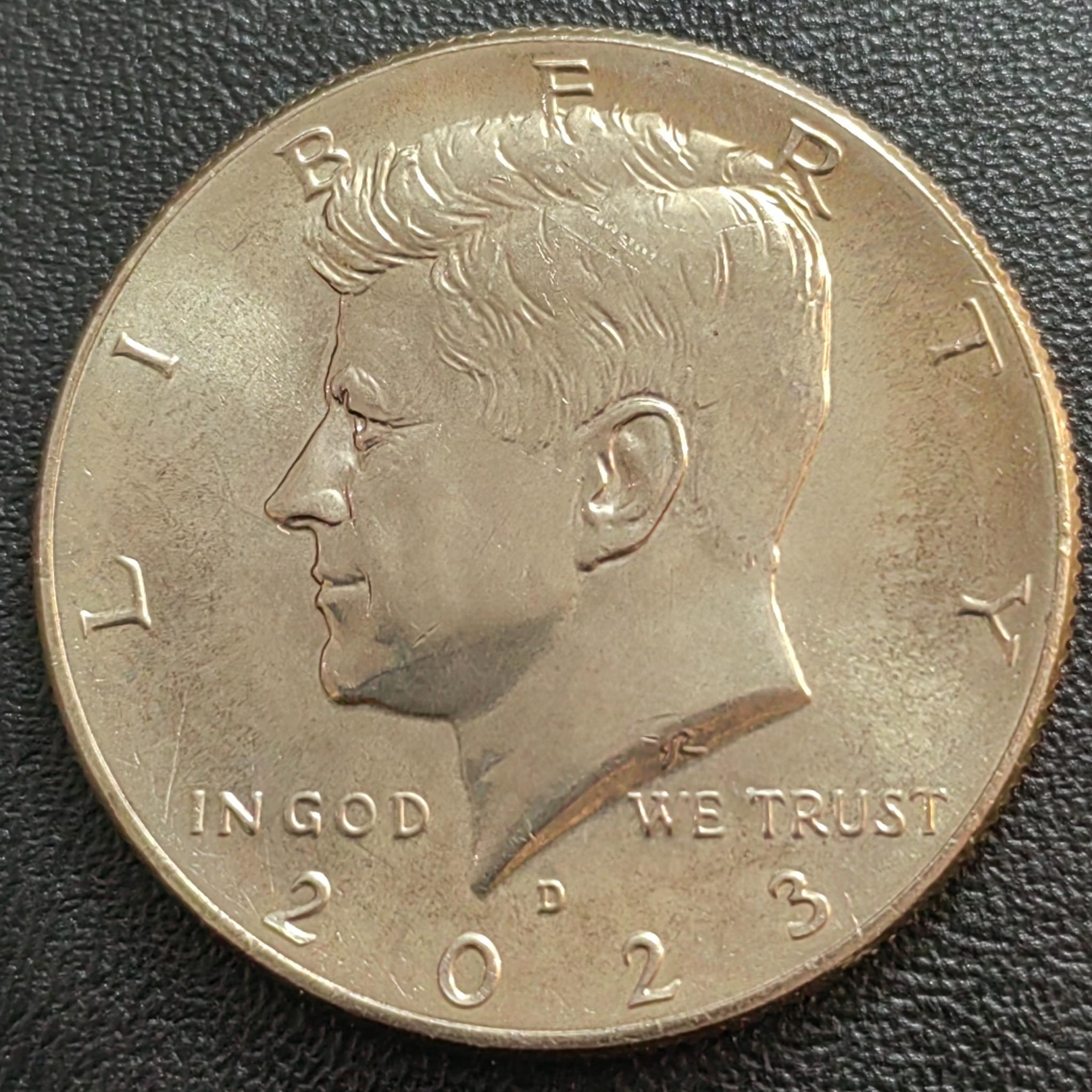 نیم دلار بانکی 2023