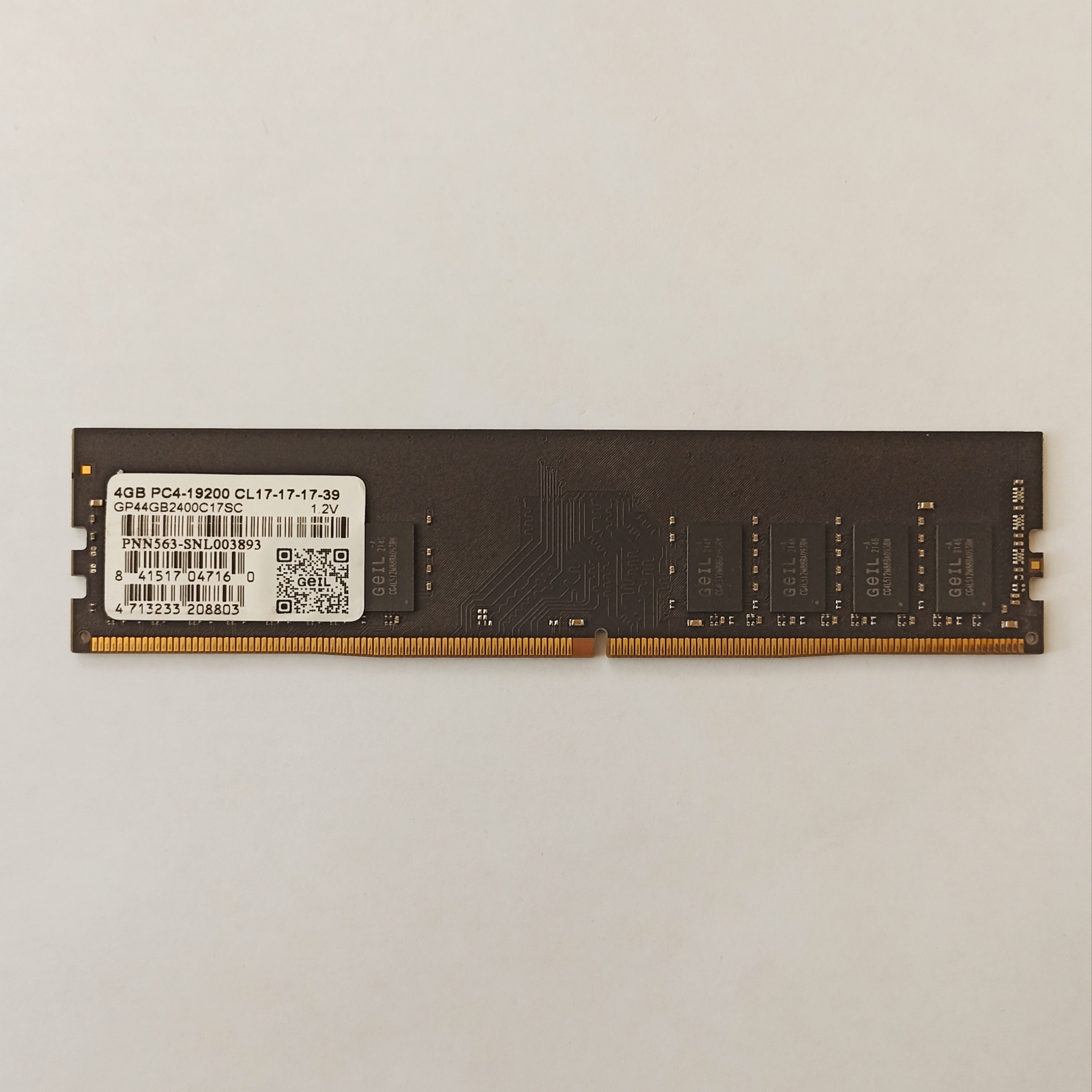 رم 4 گیگ ddr4 مارک Geil