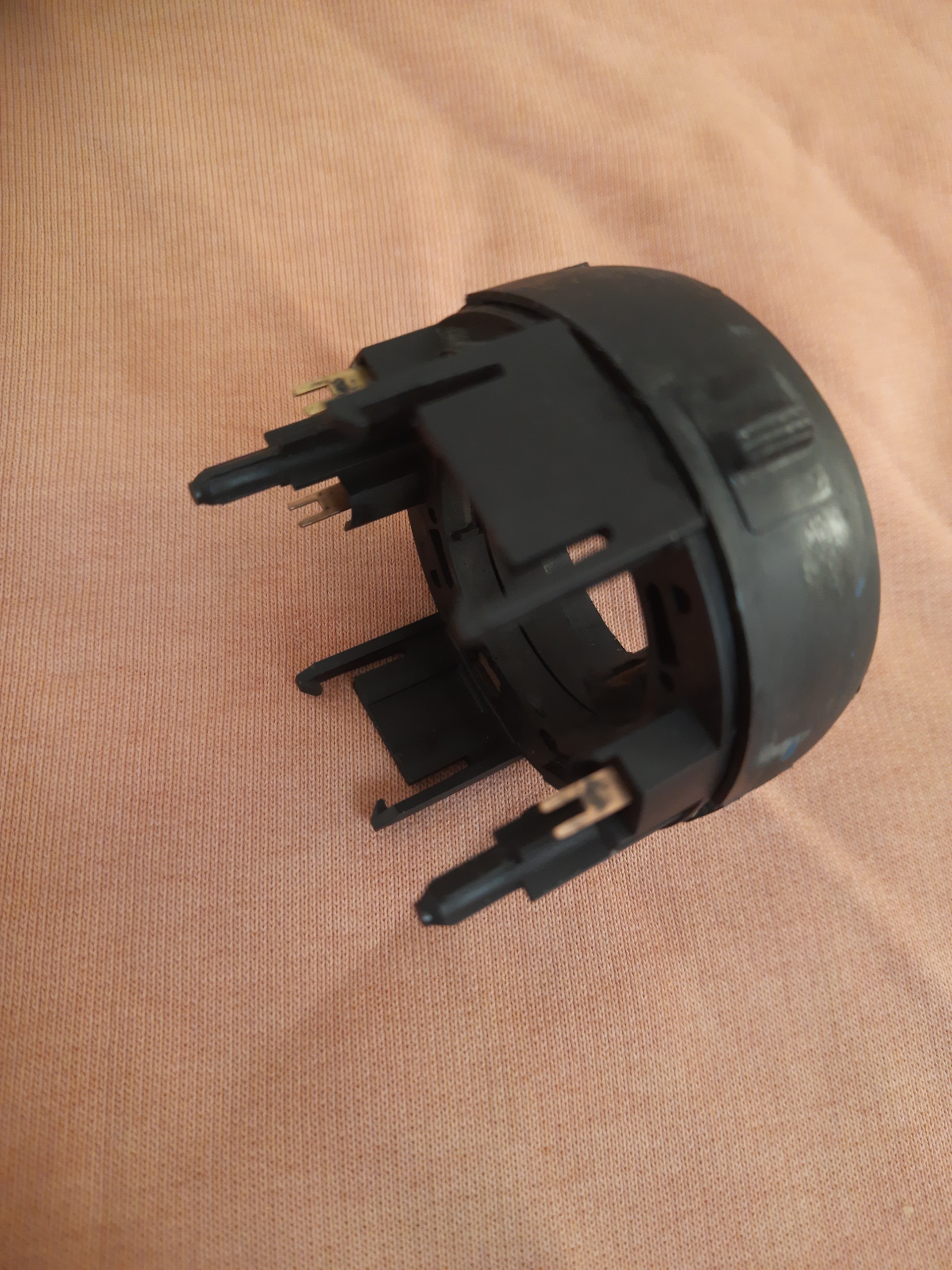 جازغالی دریل چکشی ماکیتا مدل1640 توضیحات