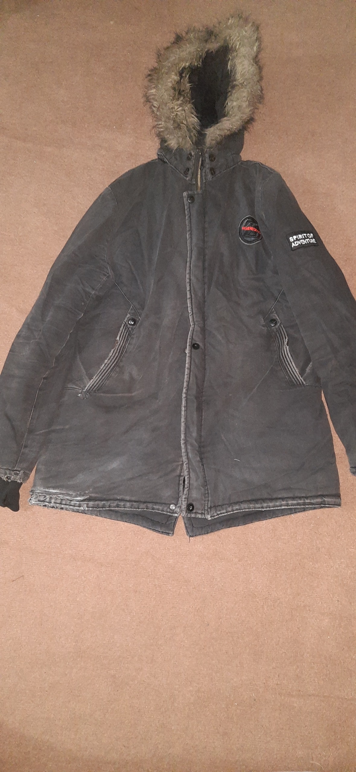 کاپشن مردانه اسپرت زمستانی( توضیحات خوانده شود)