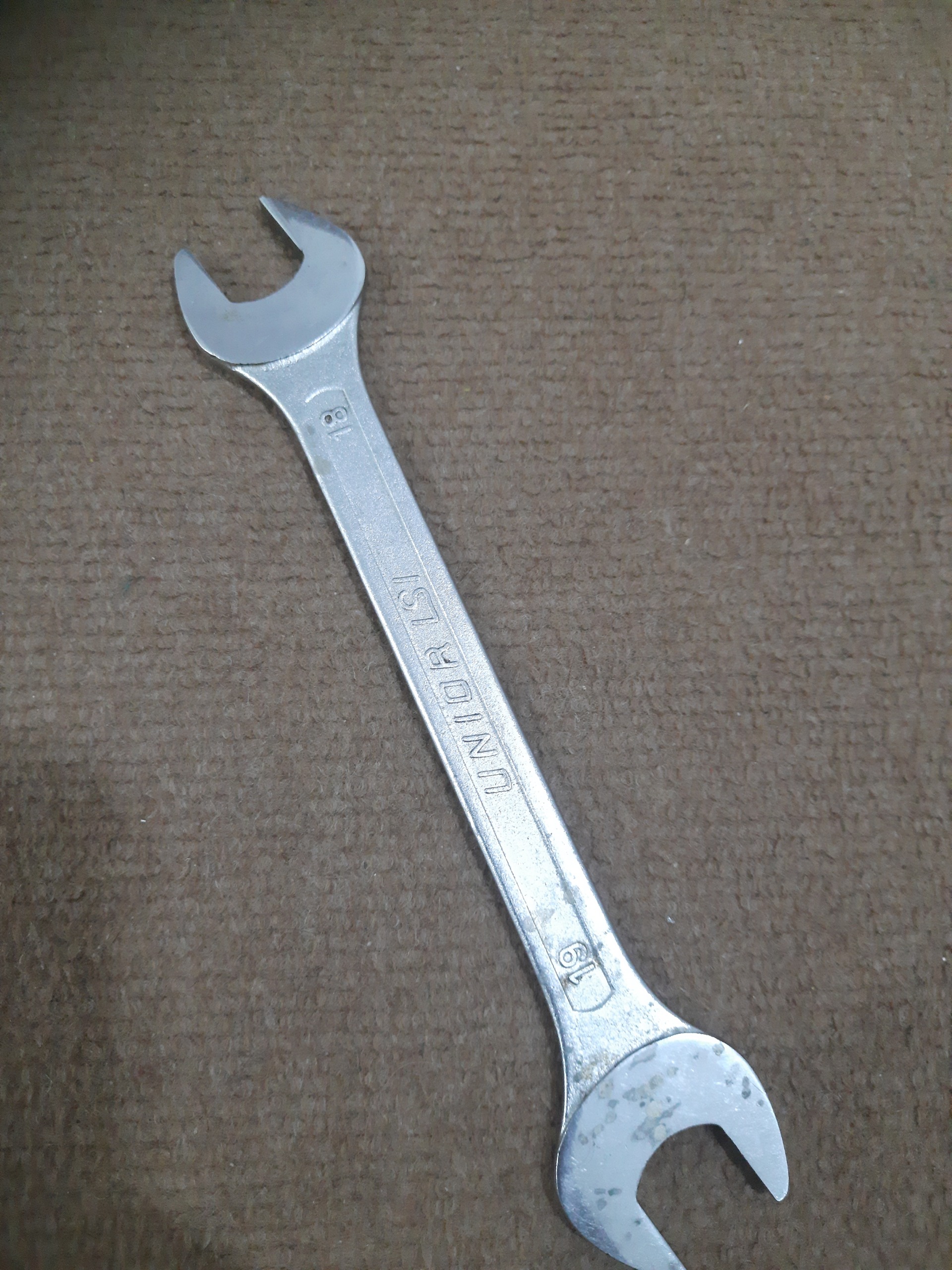 آچار18__19 یونیوراسلوونی درحدنوته انباری